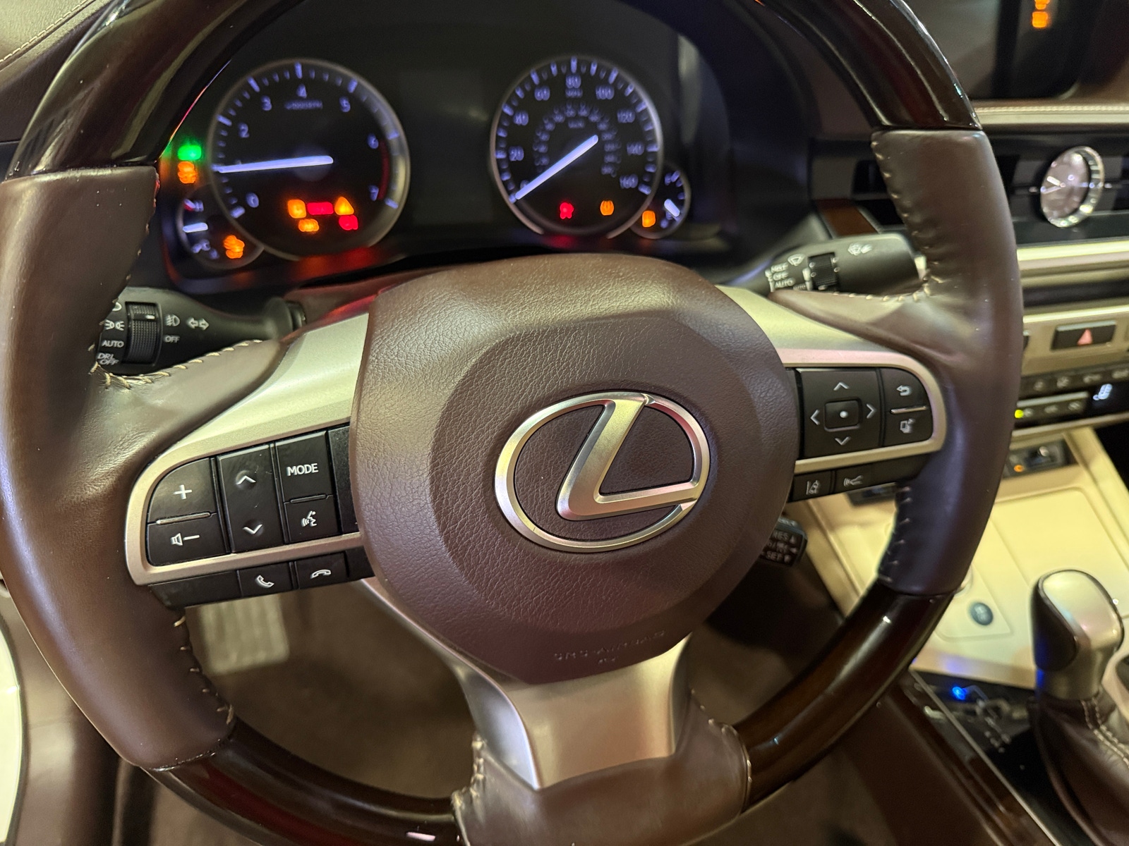 Thumbnail: 2018 Lexus ES - 4
