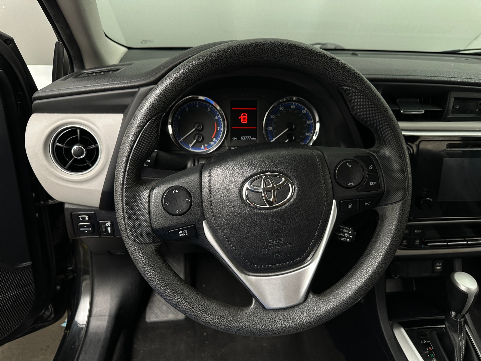 Thumbnail: 2017 Toyota Corolla - 5