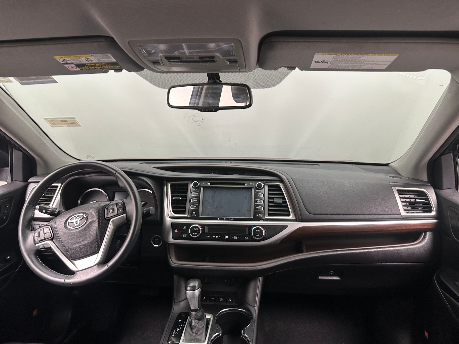 Thumbnail: 2016 Toyota Highlander - 2