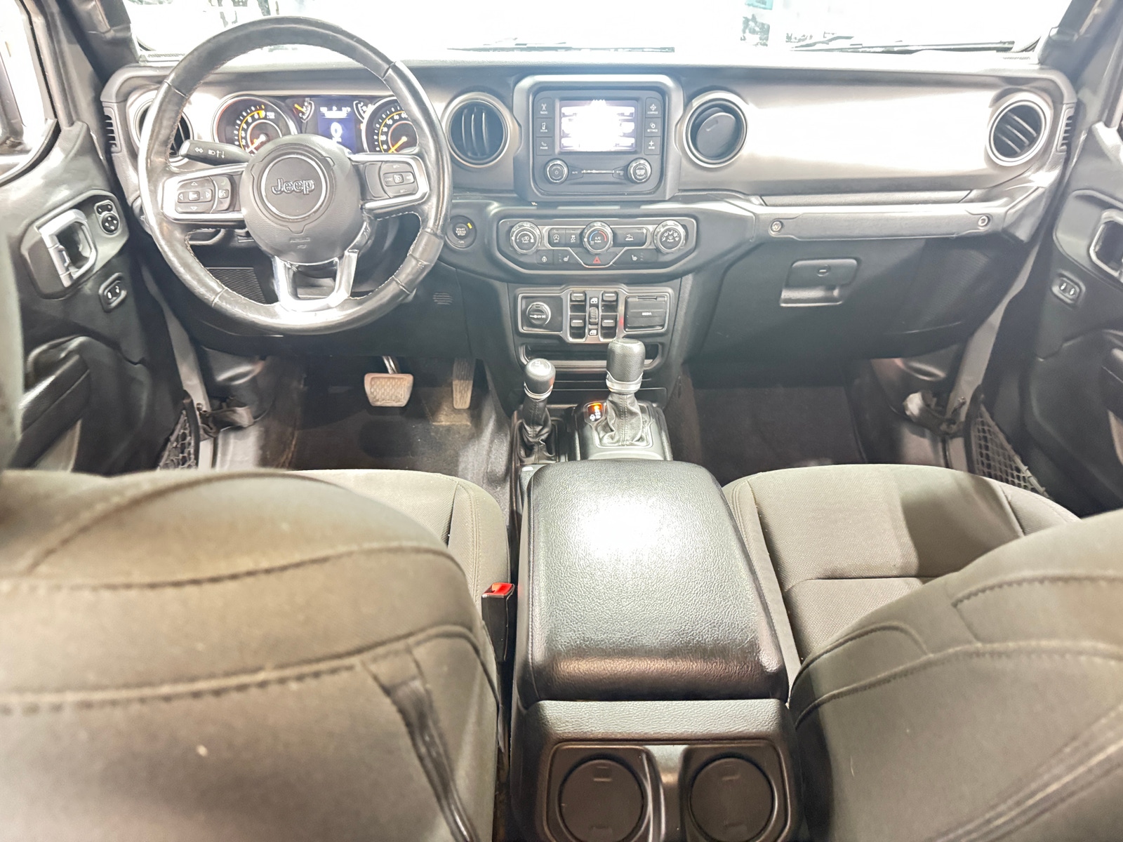 Thumbnail: 2020 Jeep Gladiator - 3