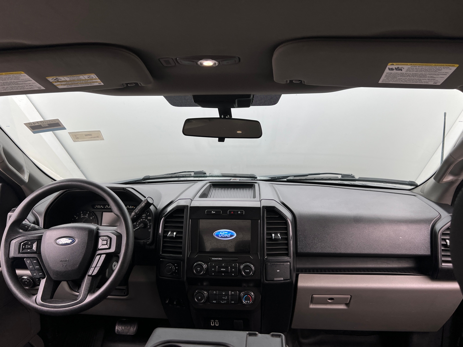 Thumbnail: 2019 Ford Econoline - 3