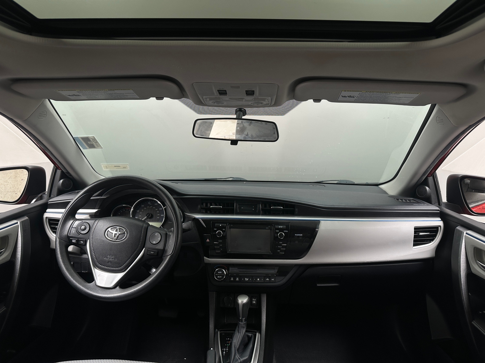 Thumbnail: 2016 Toyota Corolla - 3
