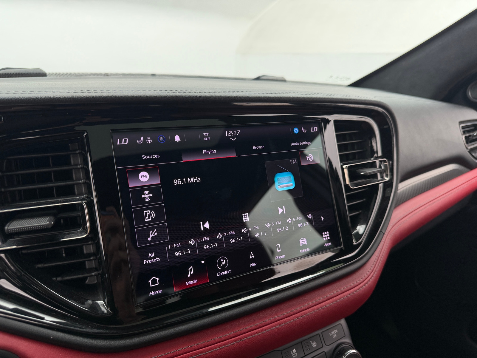 Thumbnail: 2022 Dodge Durango - 3