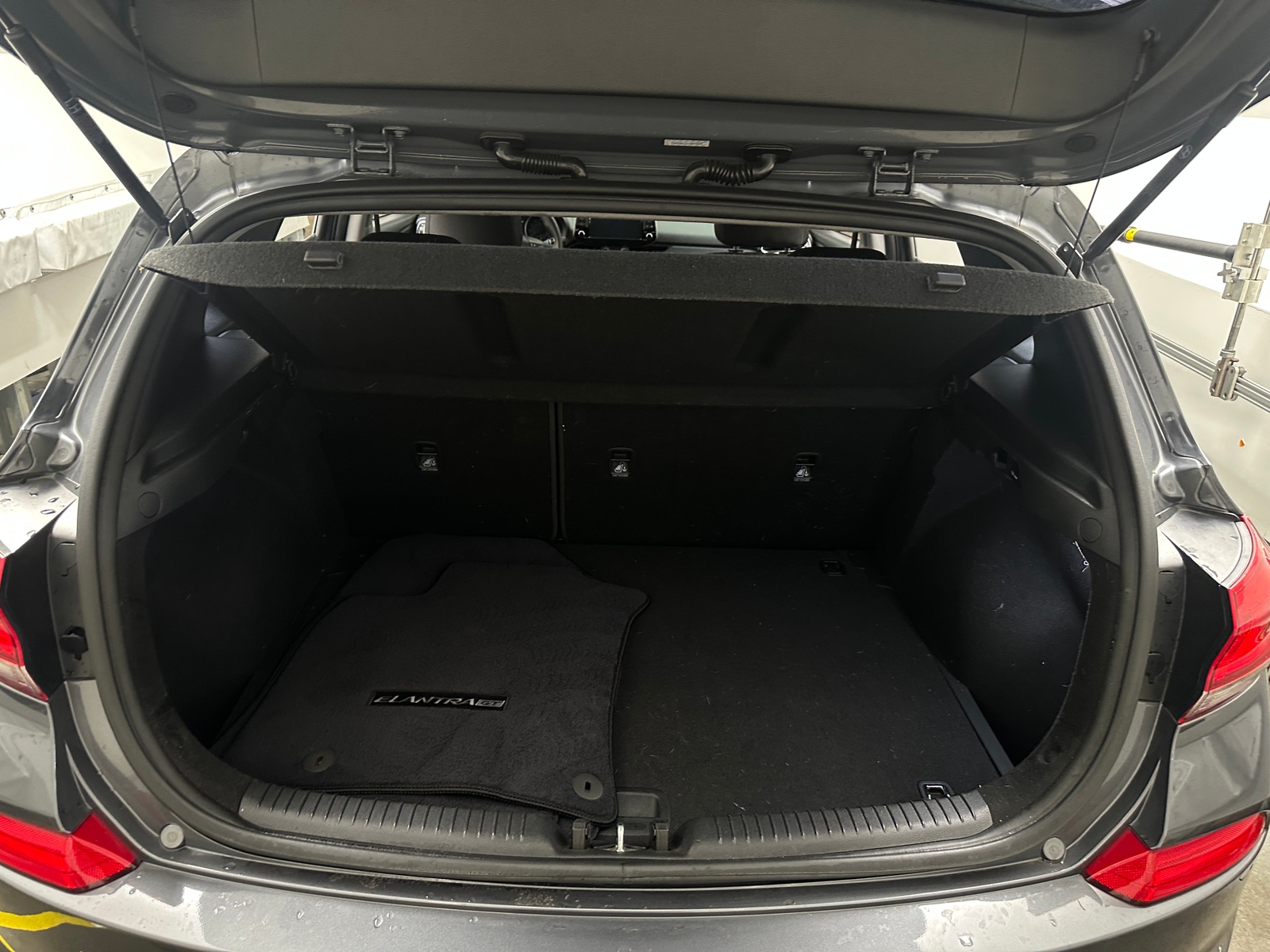 Thumbnail: 2018 Hyundai Elantra - 7
