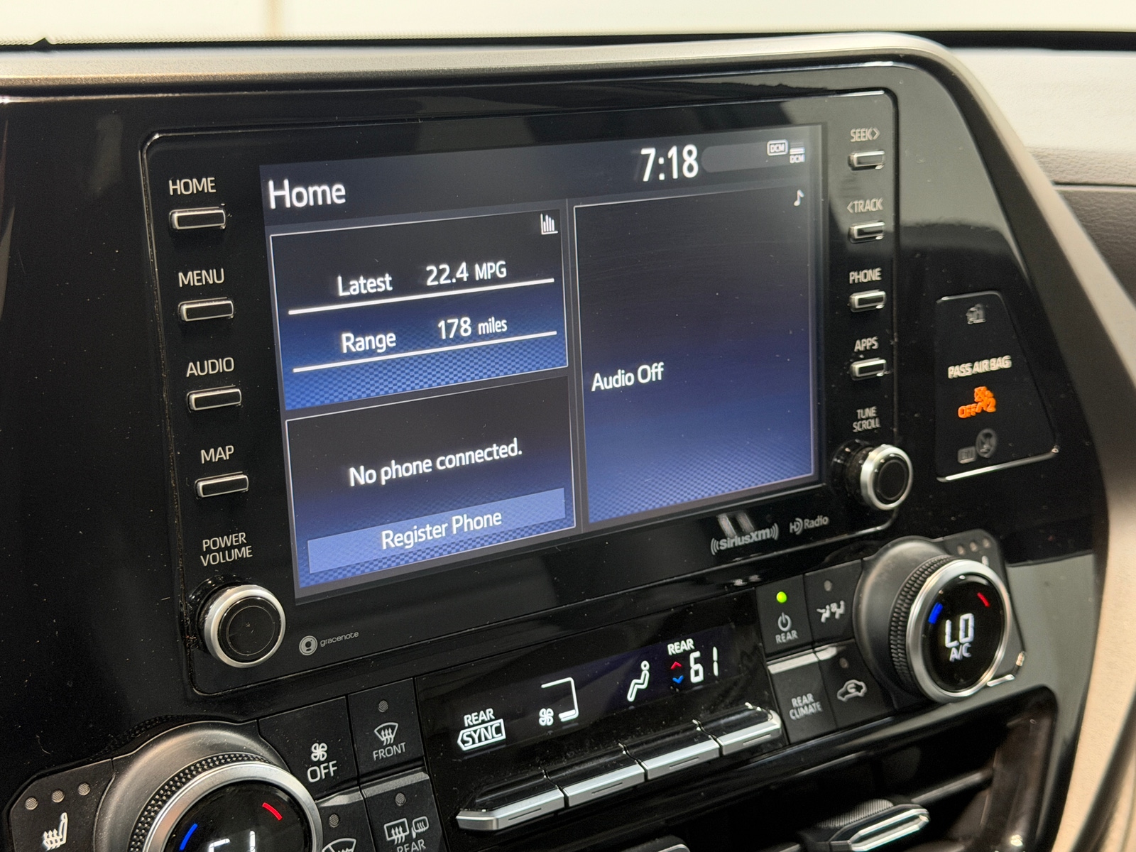 Thumbnail: 2022 Toyota Highlander - 3