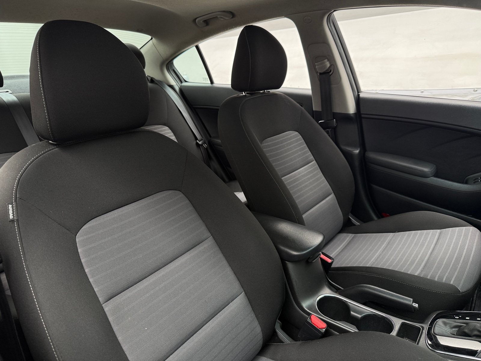 Thumbnail: 2018 Kia Forte - 2