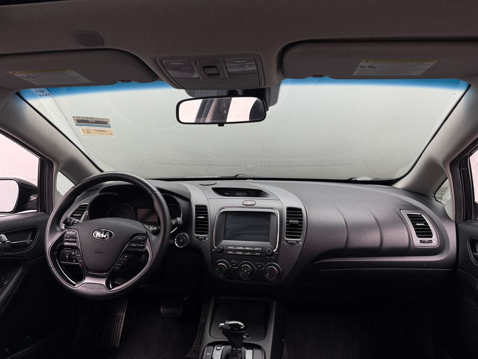 Thumbnail: 2018 Kia Forte - 3