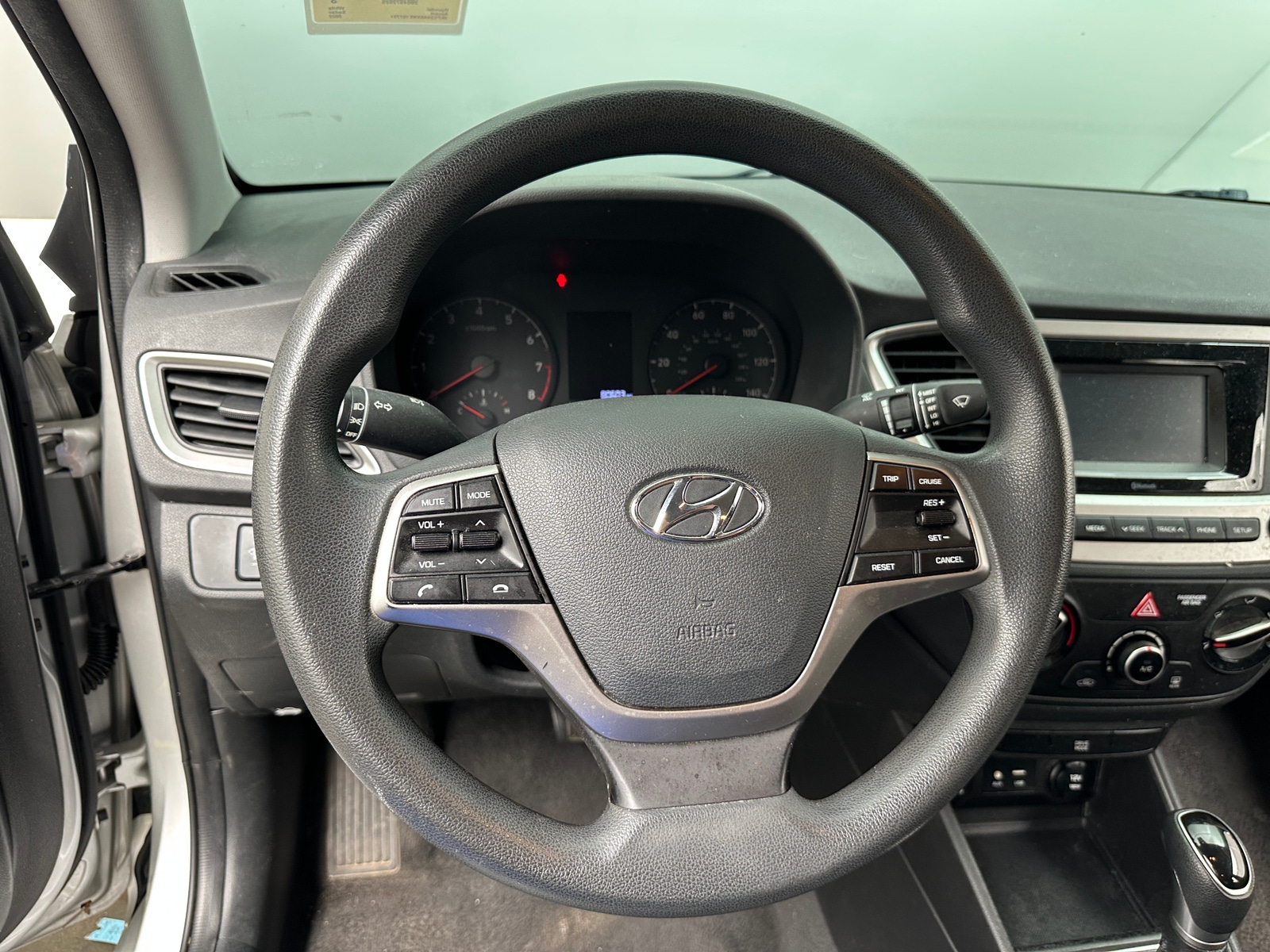 Thumbnail: 2022 Hyundai Accent - 5