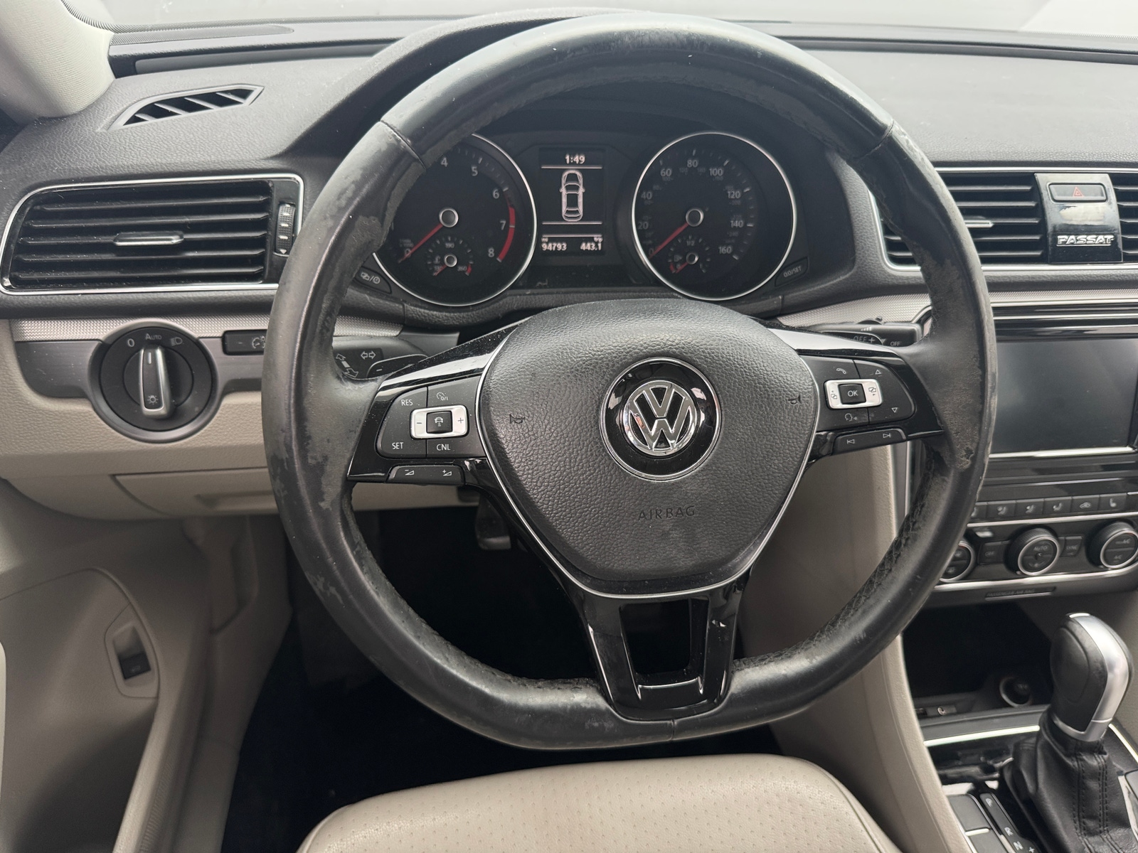 Thumbnail: 2018 Volkswagen Passat - 4