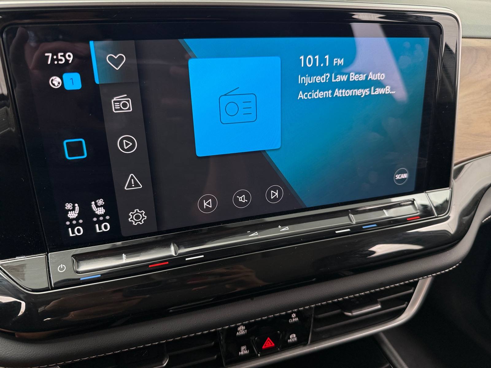 Thumbnail: 2026 Volkswagen Atlas - 4