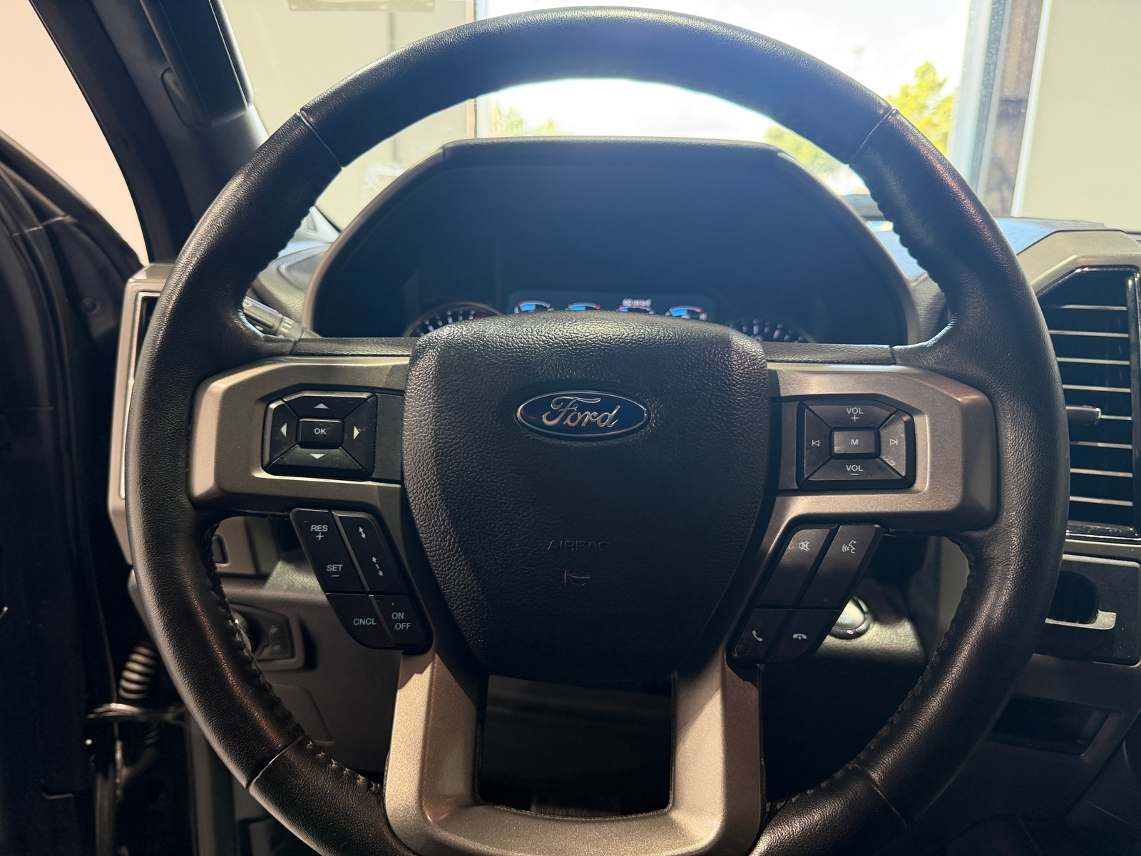 Thumbnail: 2021 Ford Expedition MAX - 4