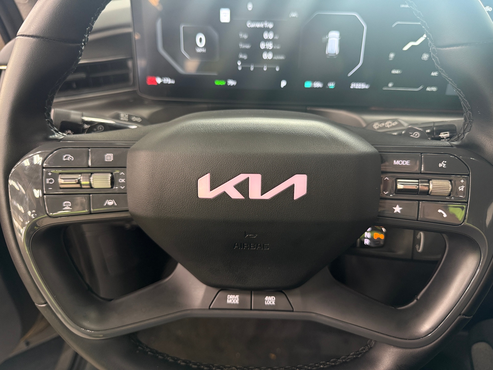Thumbnail: 2024 Kia EV9 - 4