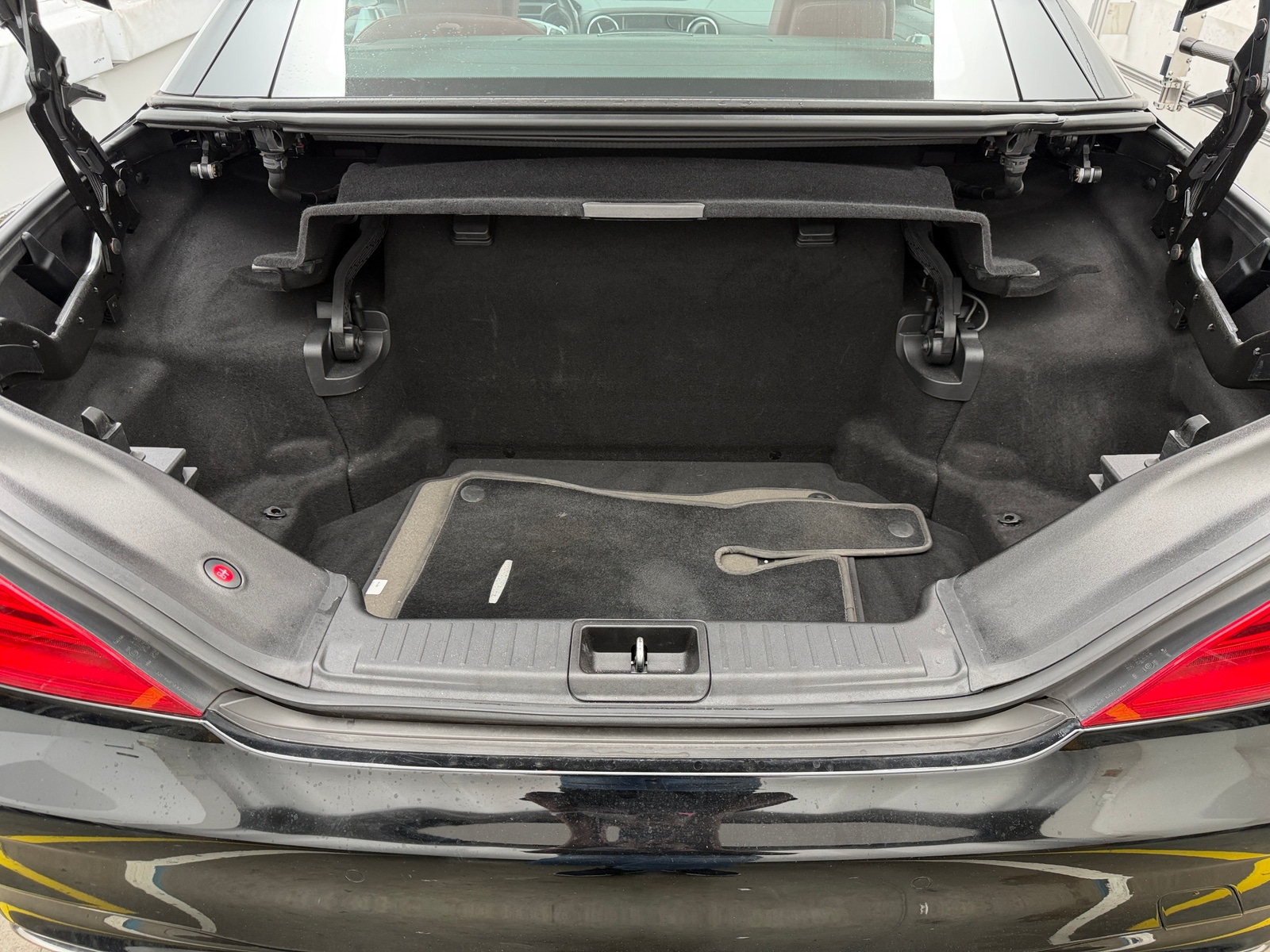 Thumbnail: 2017 Mercedes-Benz SL-Class - 5
