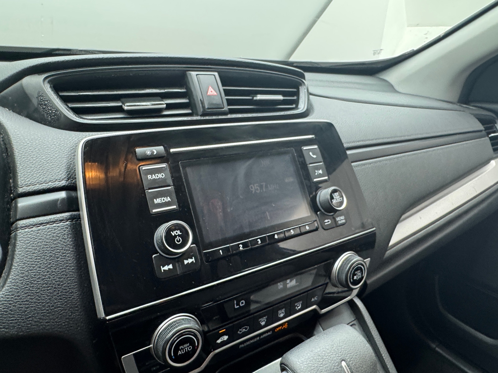 Thumbnail: 2017 Honda CR-V - 4