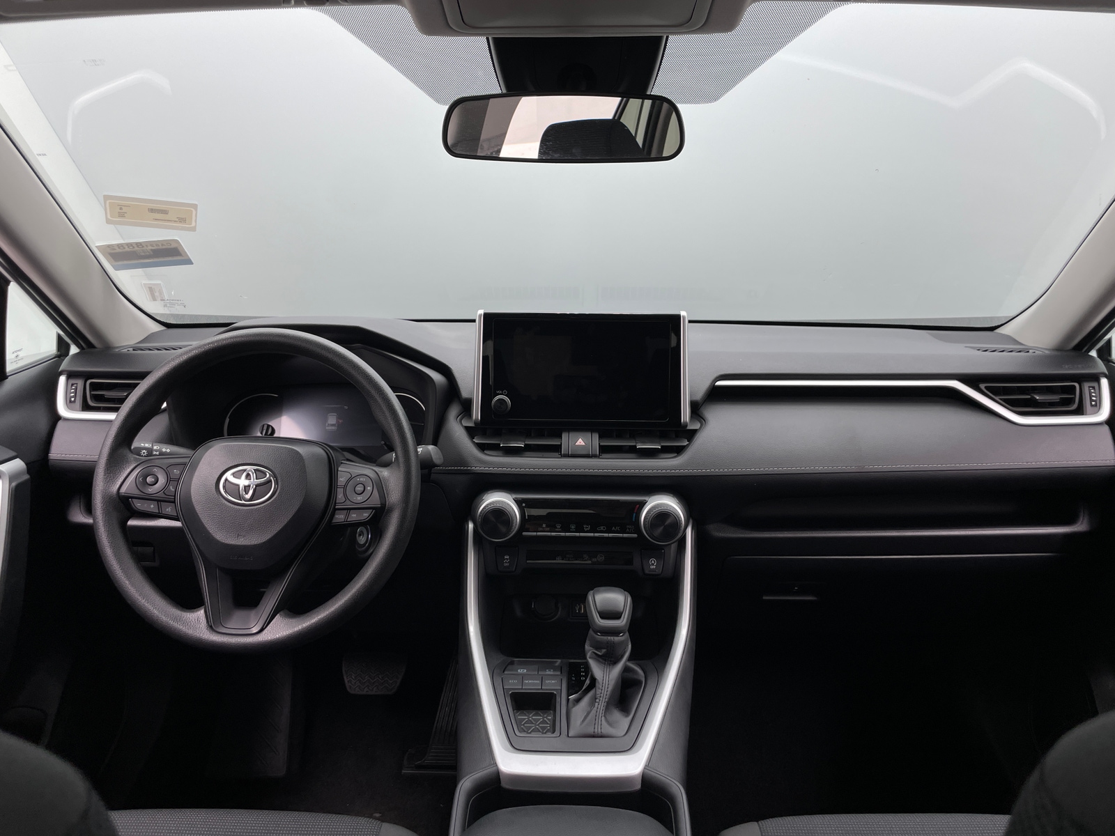 Thumbnail: 2025 Toyota RAV4 - 3
