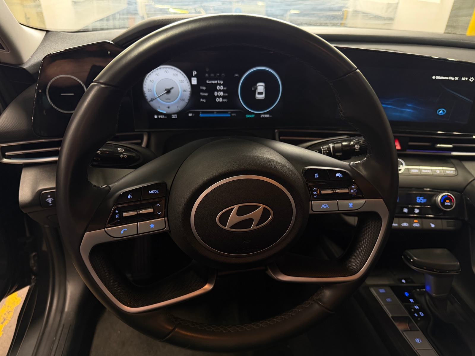 Thumbnail: 2025 Hyundai Elantra - 4