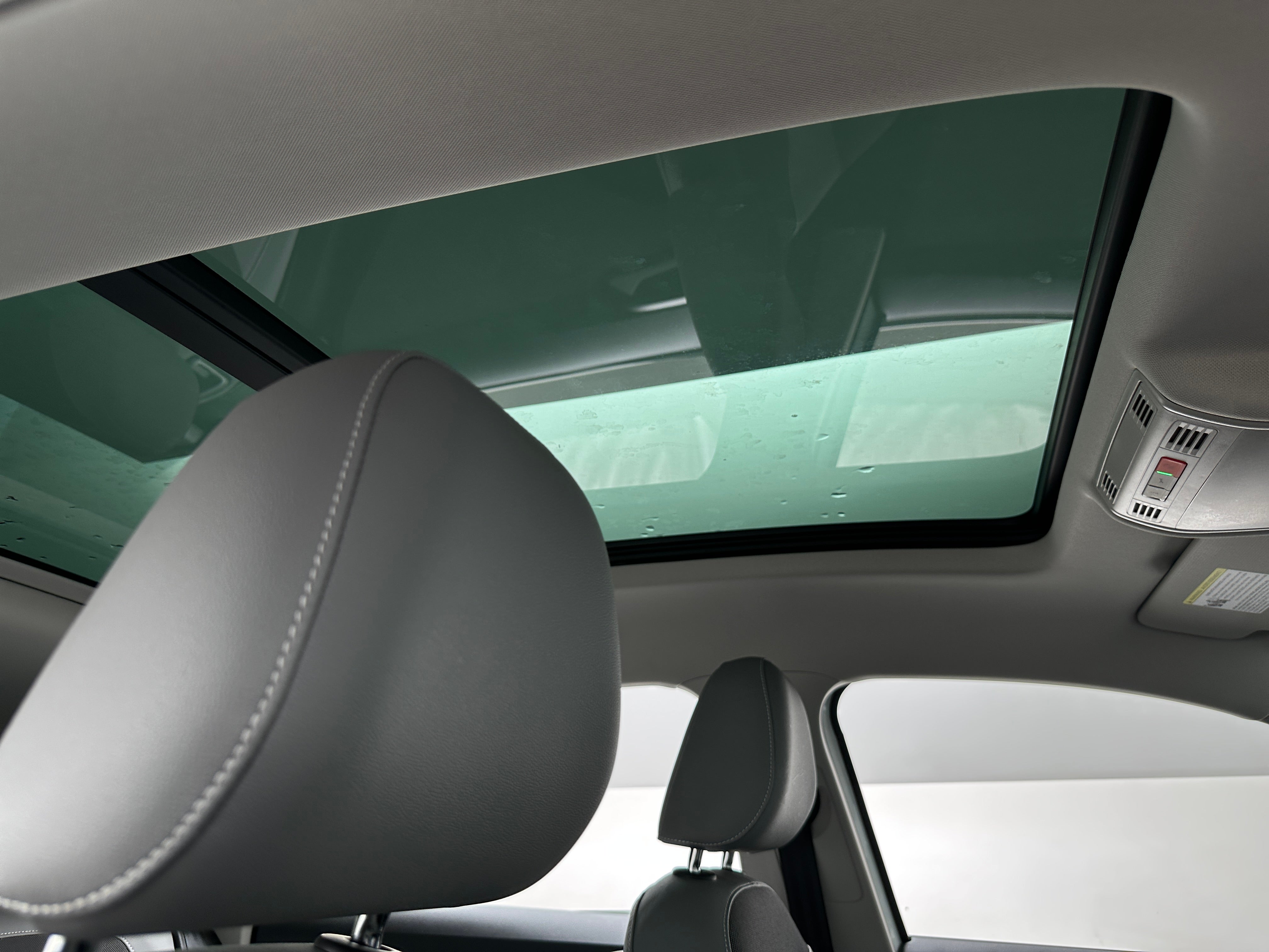 2023 Volkswagen Taos SE - Photo 15