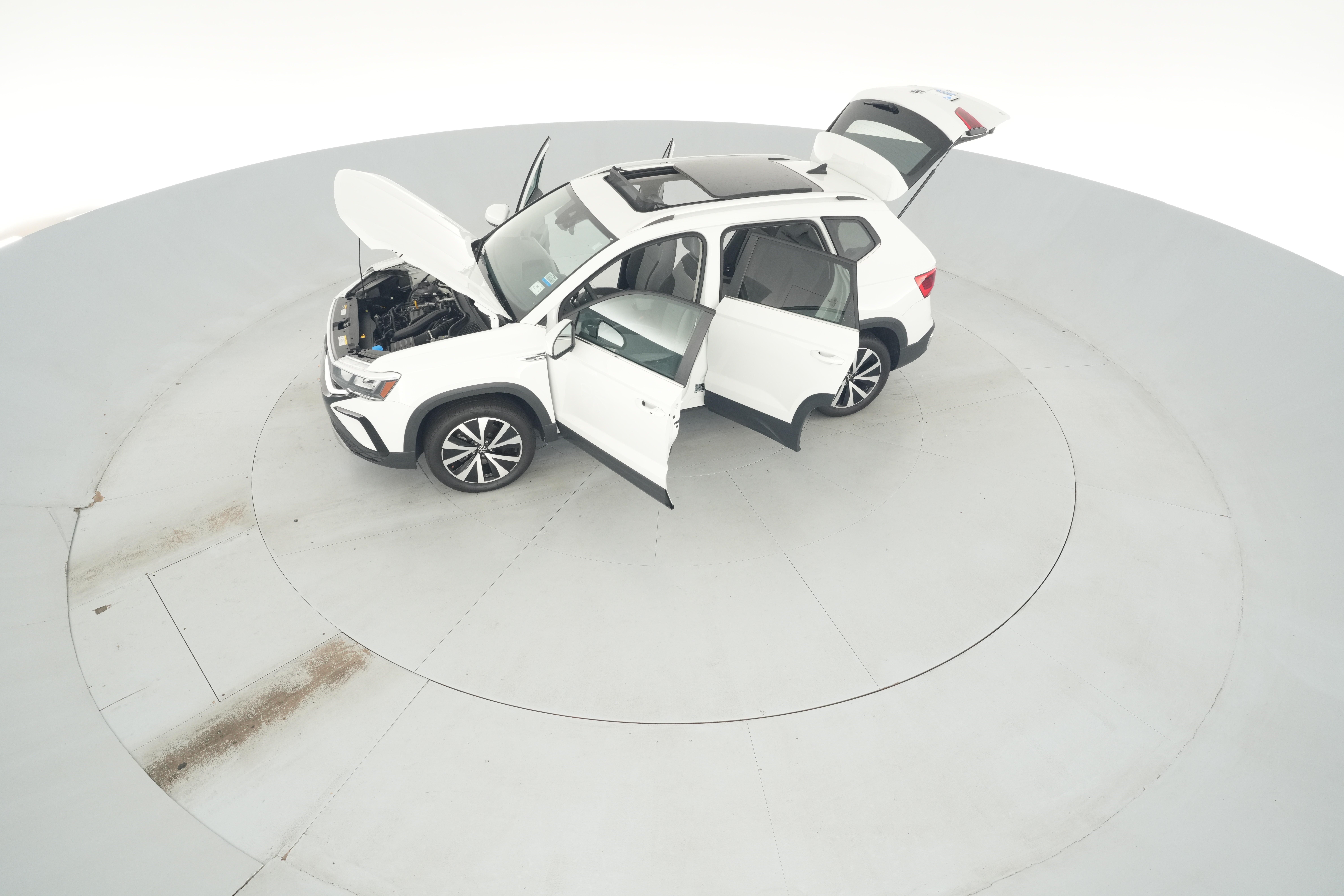2023 Volkswagen Taos SE - Photo 43