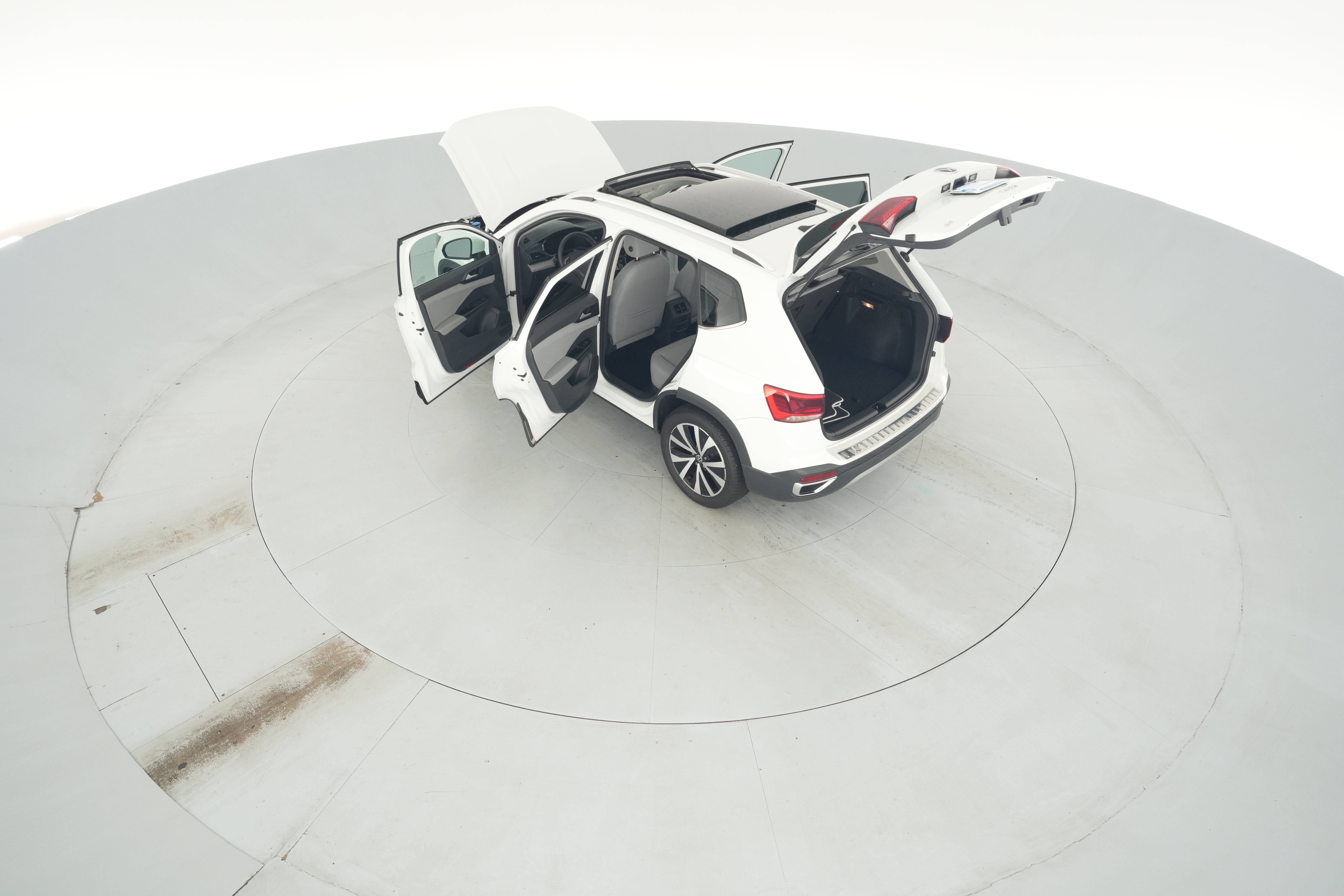 2023 Volkswagen Taos SE - Photo 46