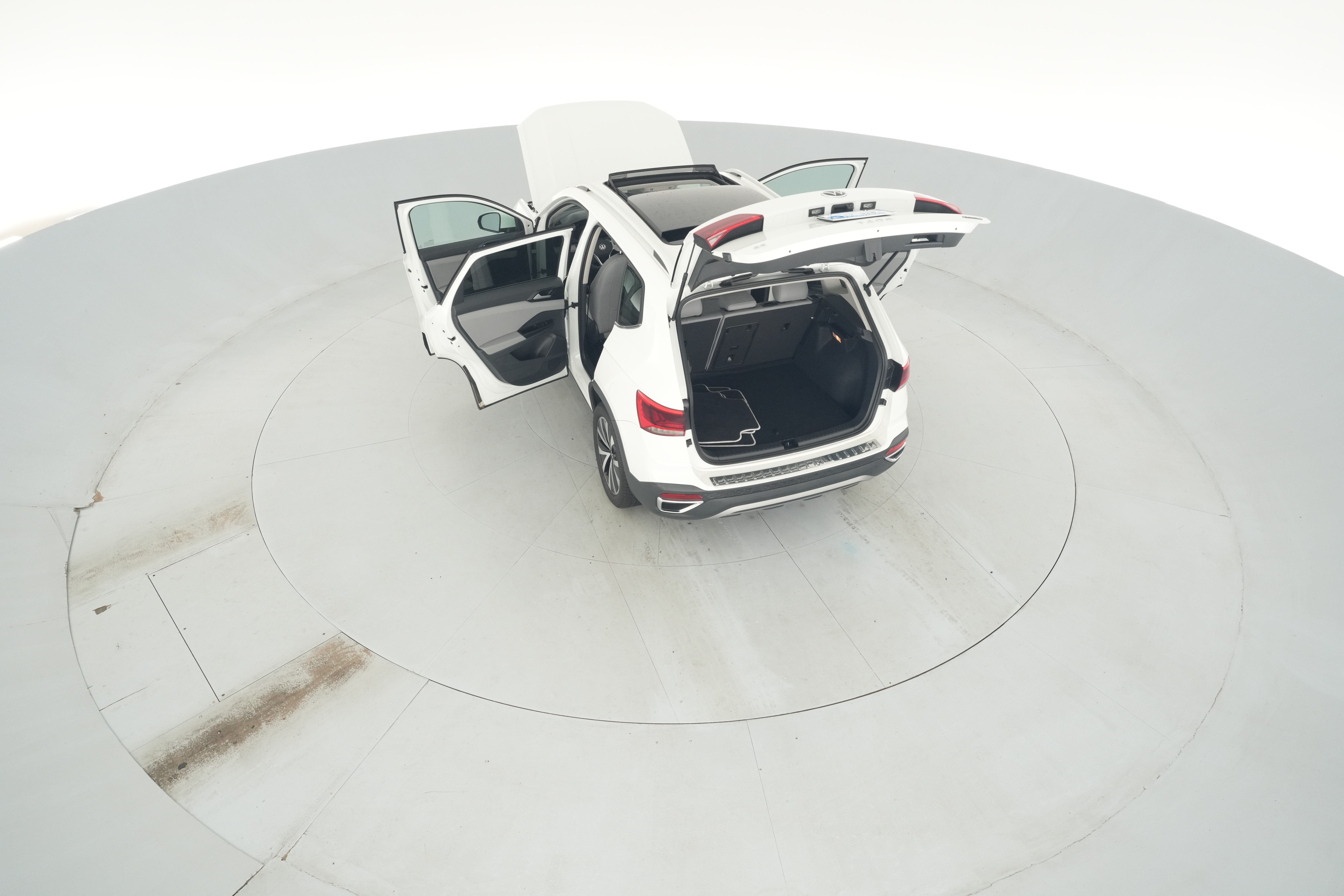 2023 Volkswagen Taos SE - Photo 47