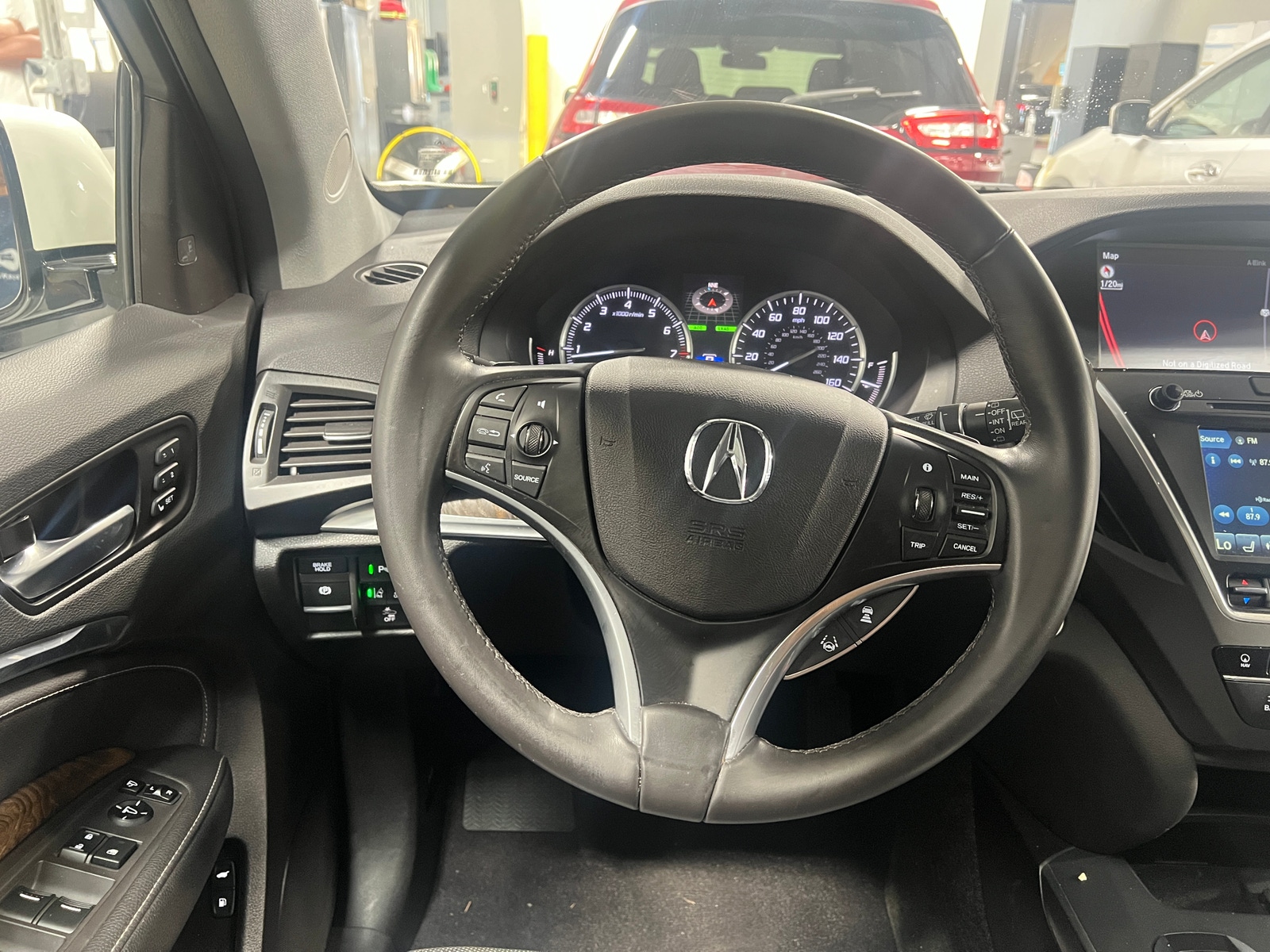 Thumbnail: 2019 Acura MDX - 4