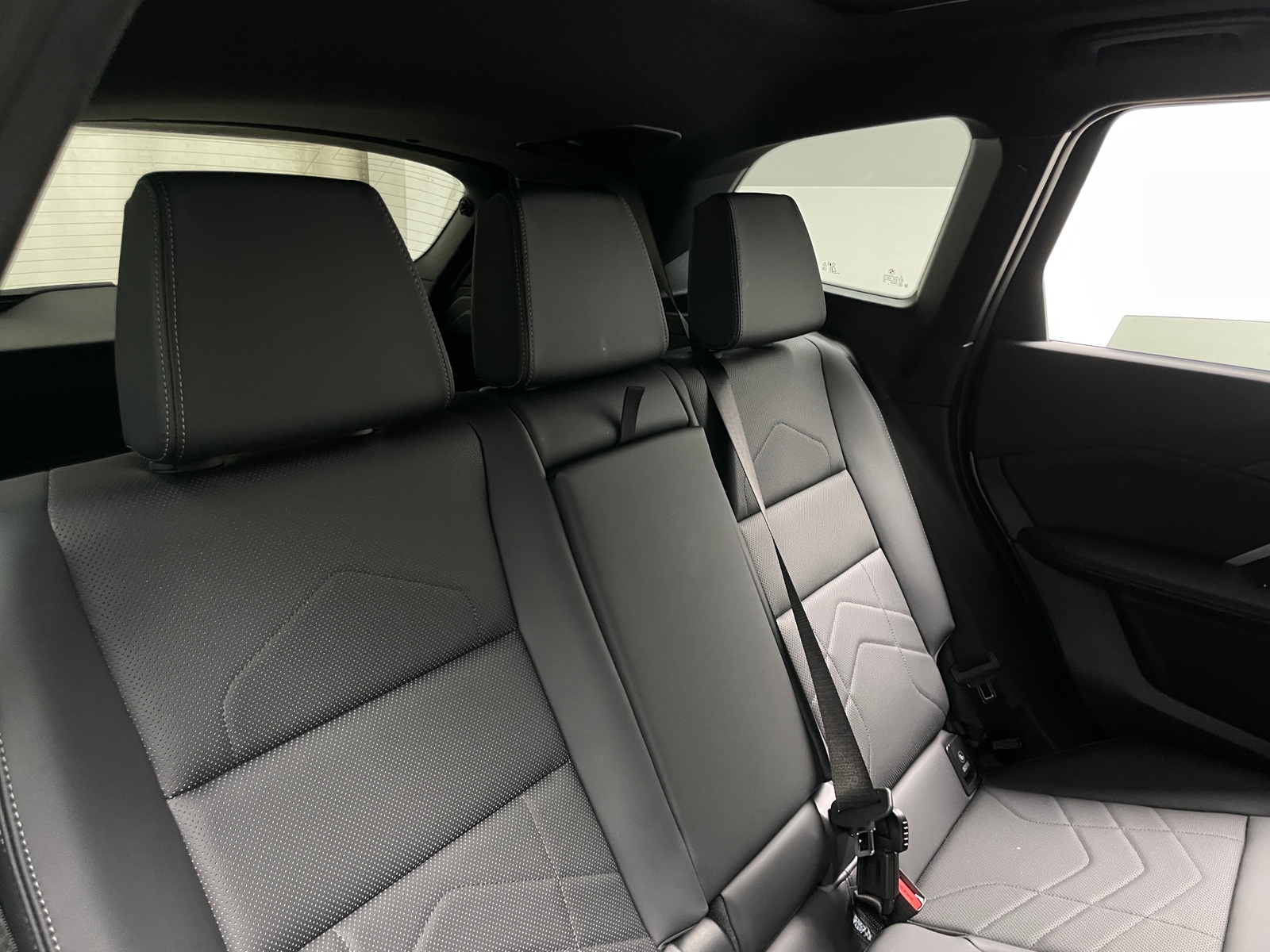 Thumbnail: 2026 BMW X1 - 5