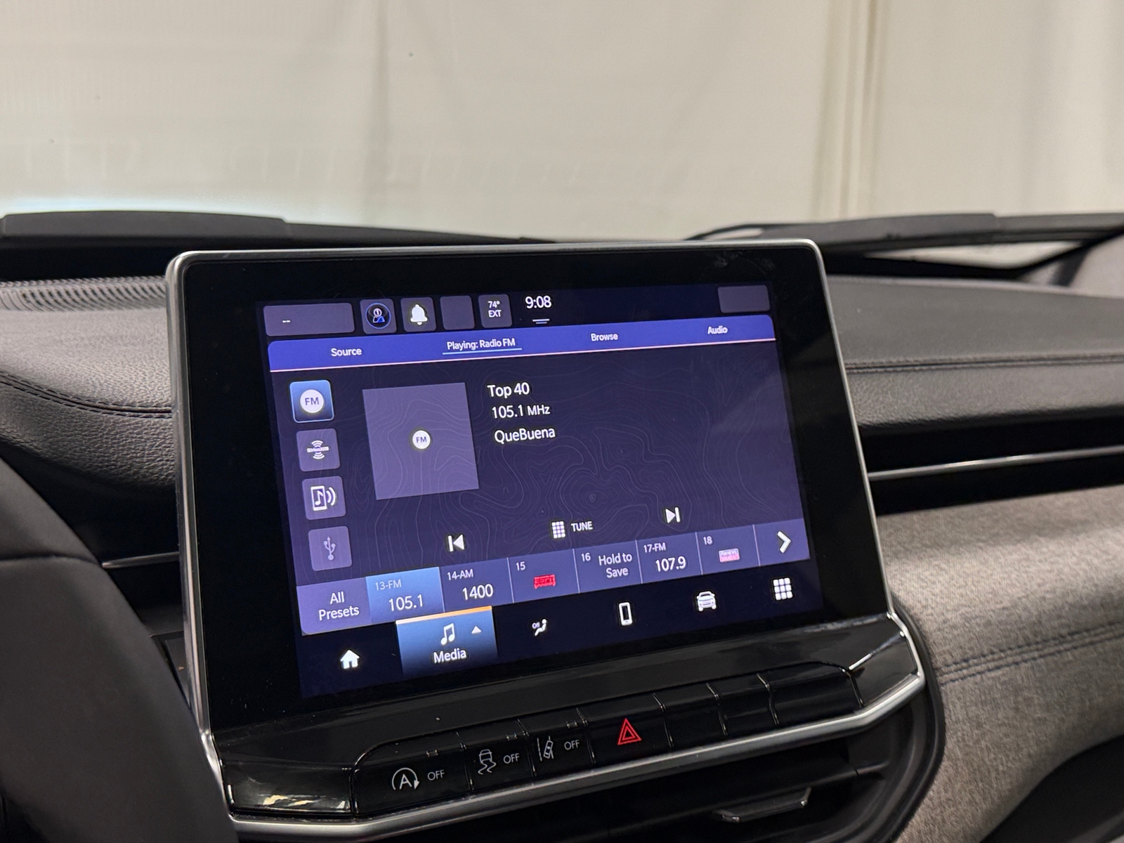 Thumbnail: 2024 Jeep Compass - 4