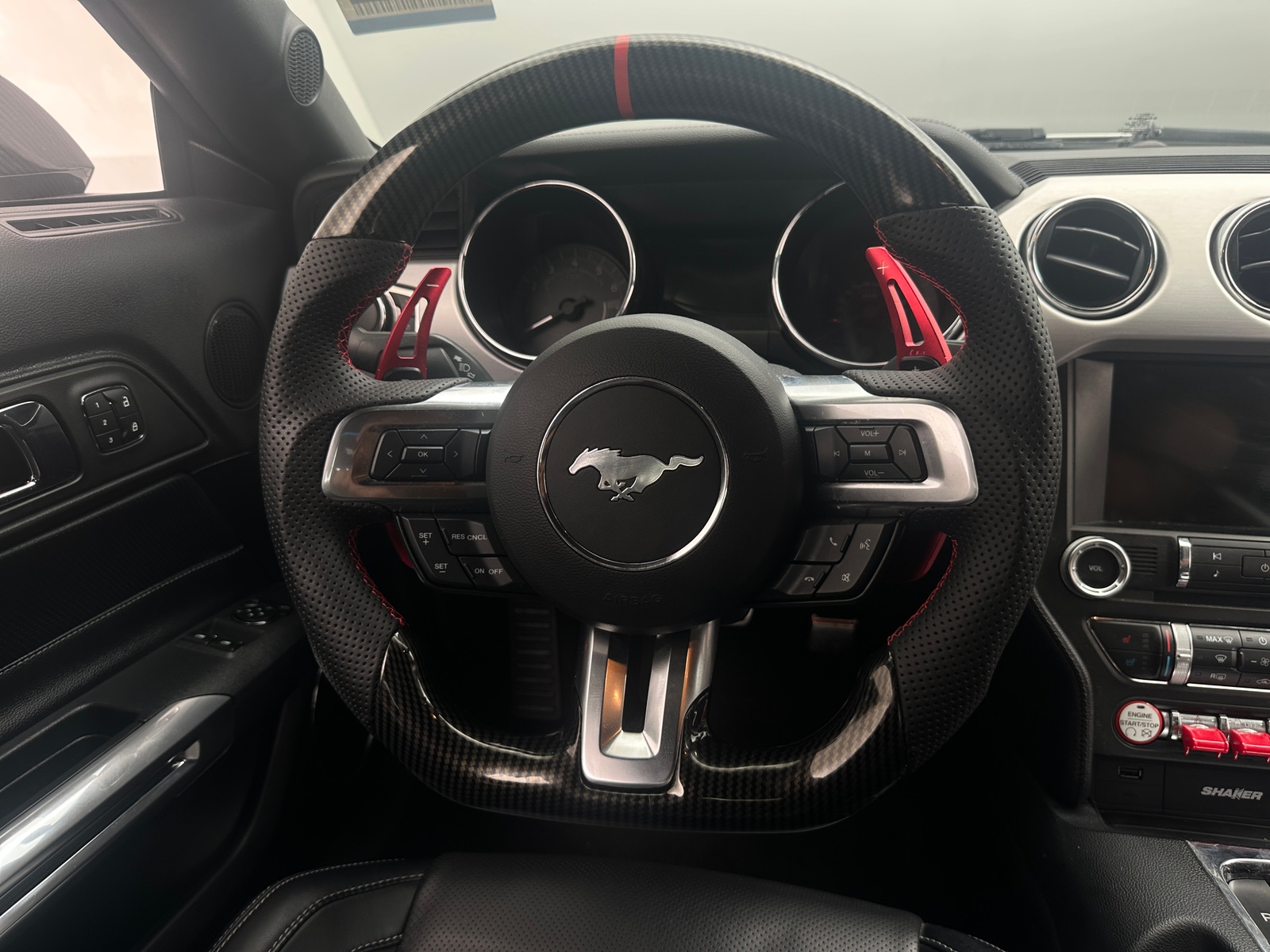 Thumbnail: 2017 Ford Mustang - 3