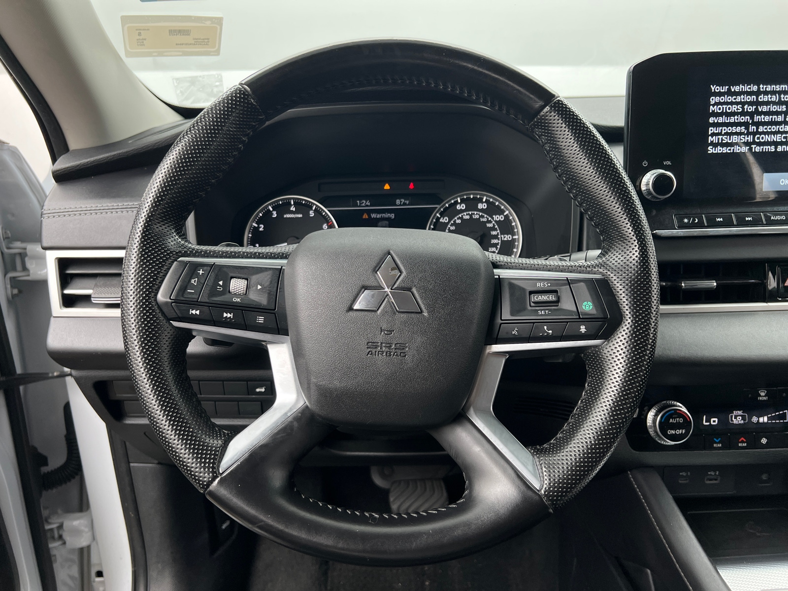 Thumbnail: 2022 Mitsubishi Outlander - 4