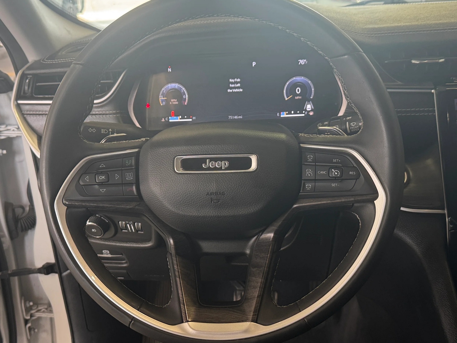 Thumbnail: 2023 Jeep Grand Cherokee - 4
