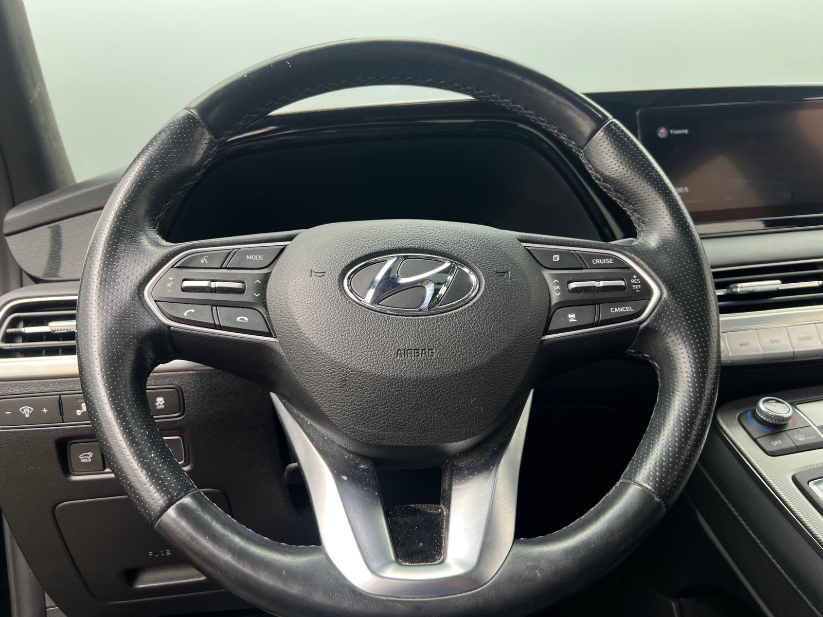 Thumbnail: 2022 Hyundai Palisade - 4