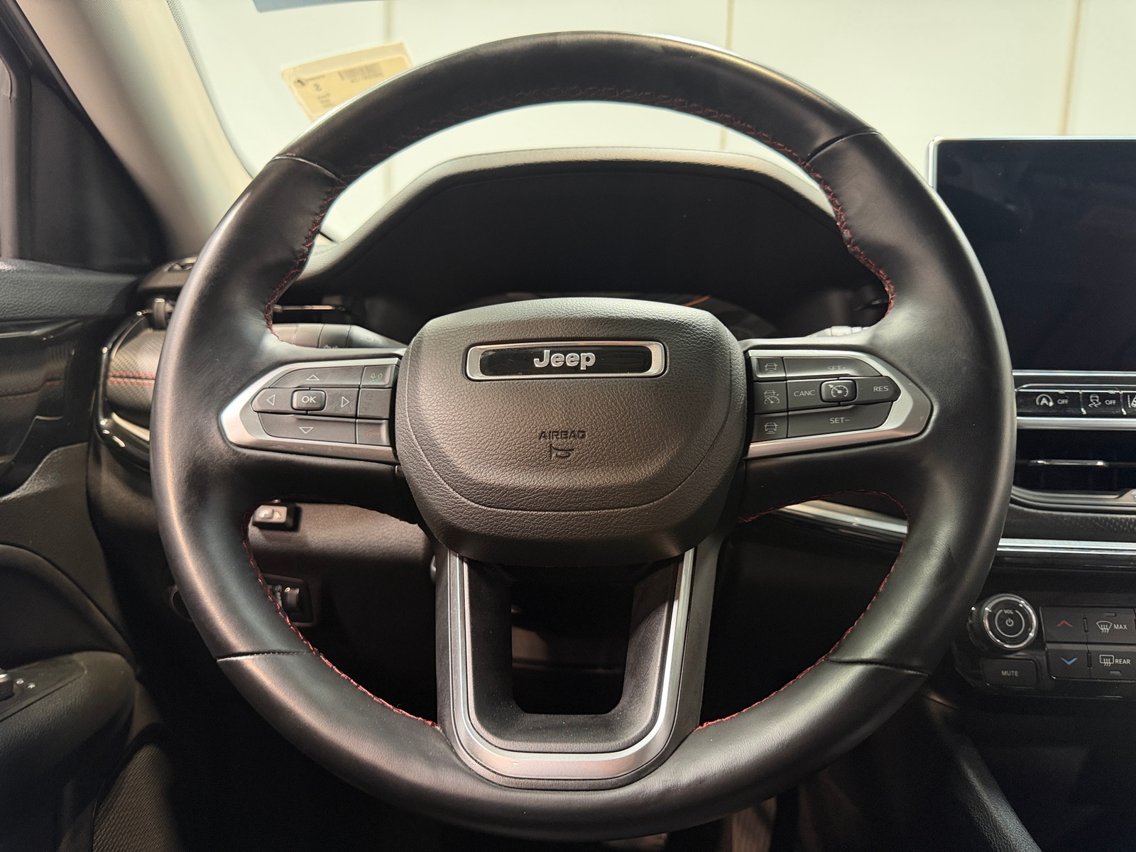 Thumbnail: 2022 Jeep Compass - 5