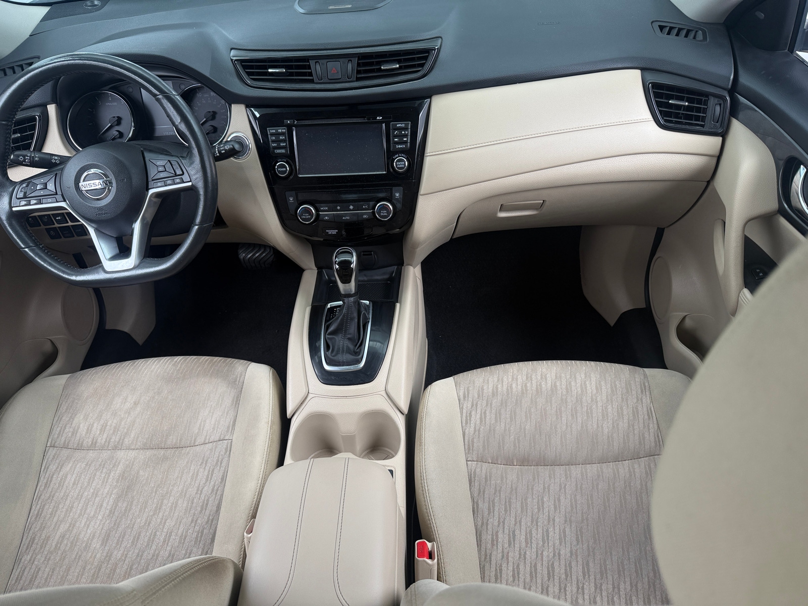 Thumbnail: 2017 Nissan Rogue - 3