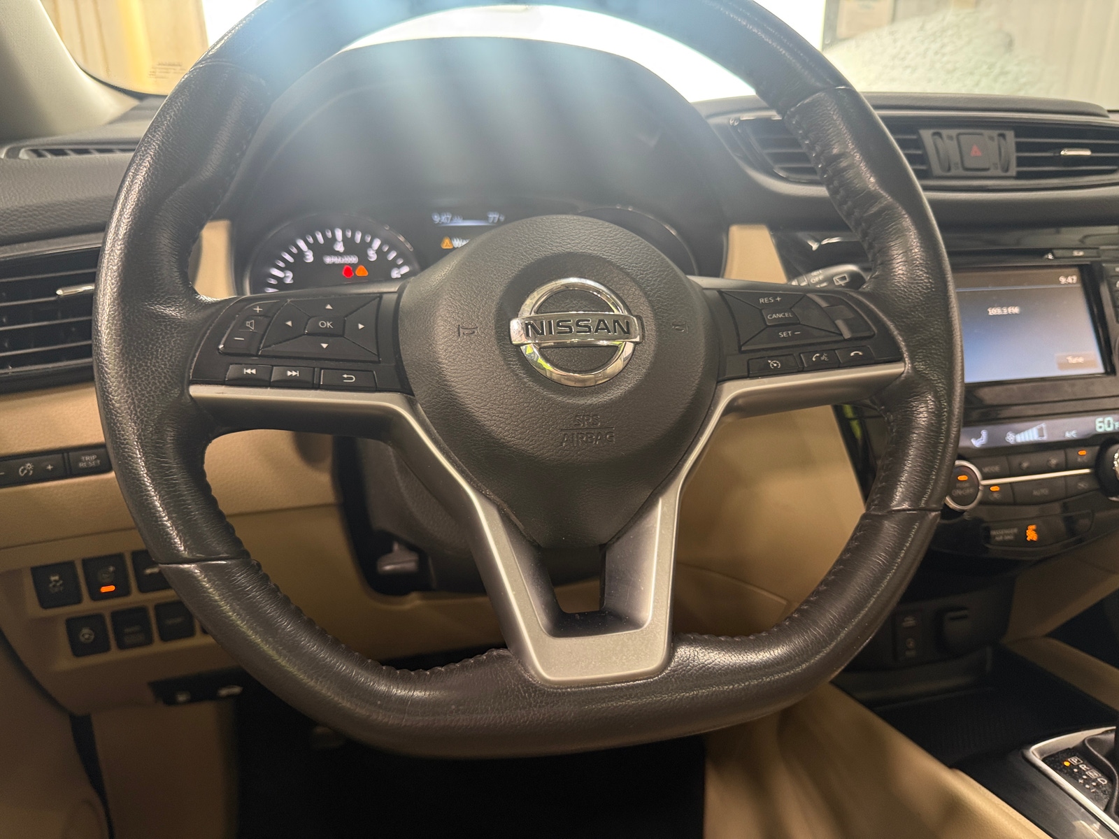 Thumbnail: 2017 Nissan Rogue - 5
