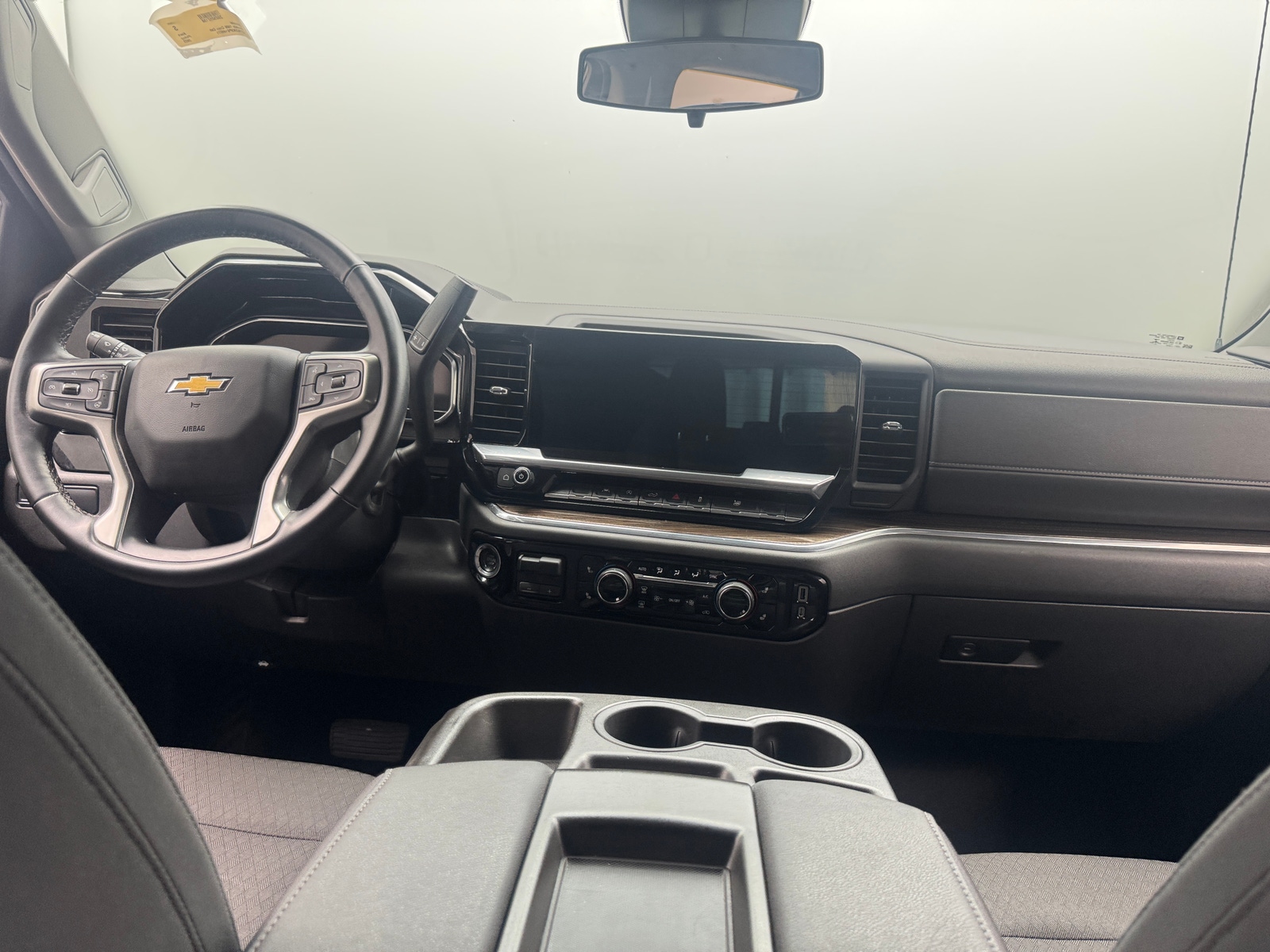 Thumbnail: 2023 Chevrolet Silverado 1500 - 3