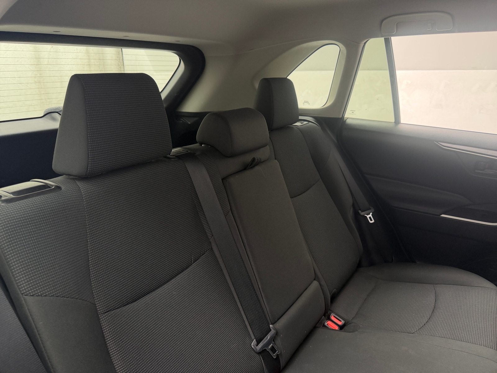 Thumbnail: 2020 Toyota RAV4 - 6