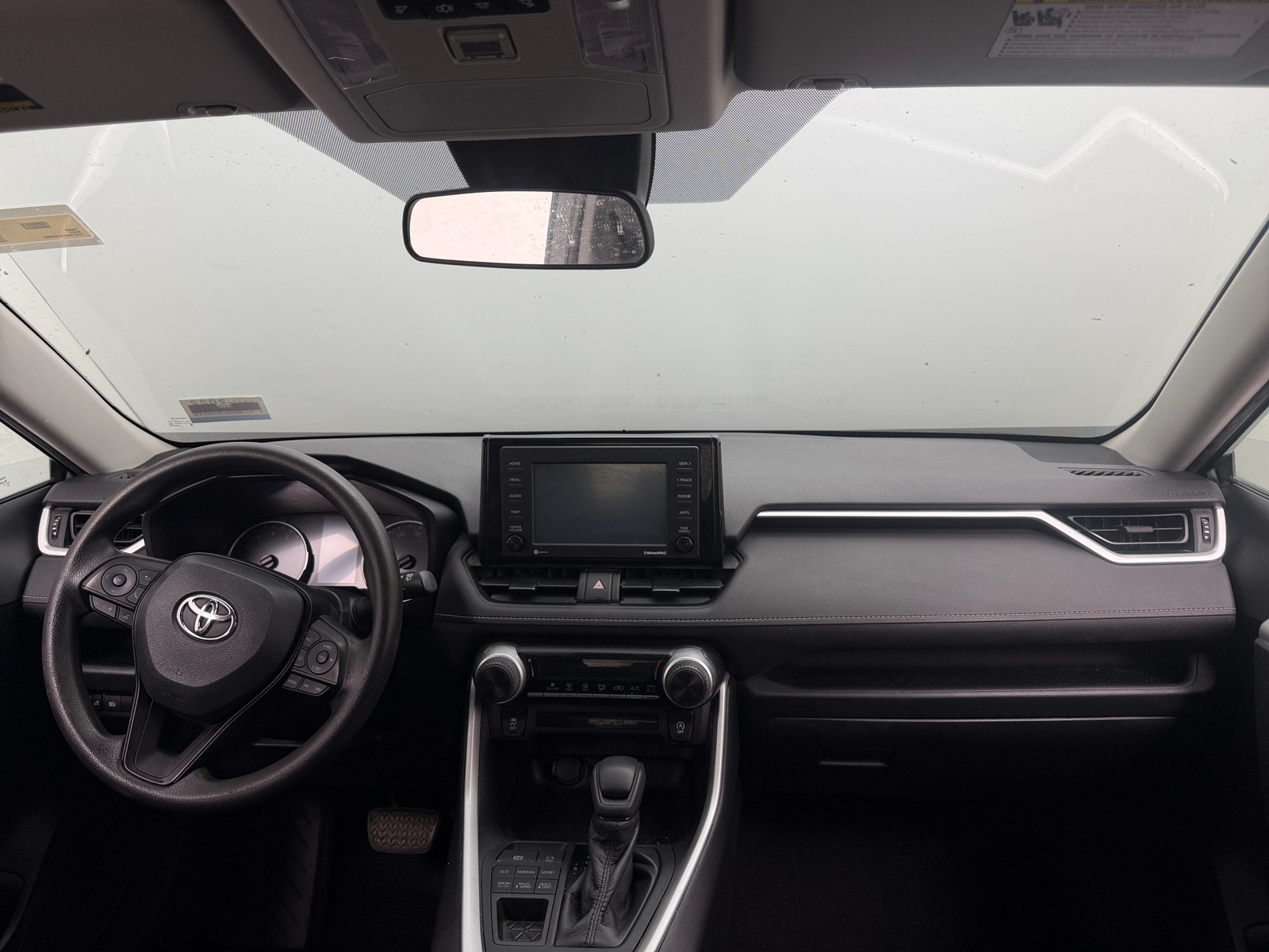 Thumbnail: 2020 Toyota RAV4 - 3