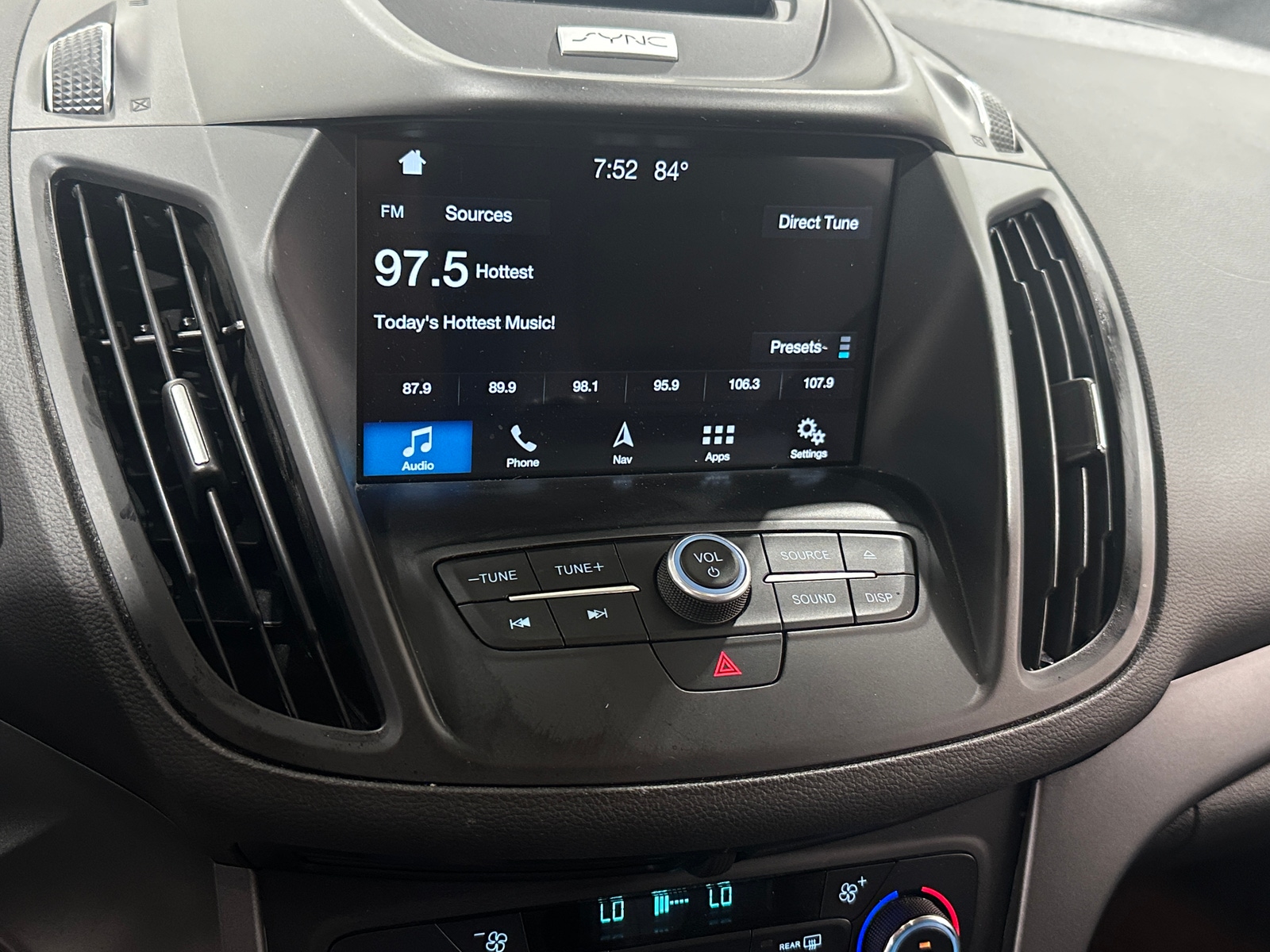 Thumbnail: 2017 Ford Escape - 4
