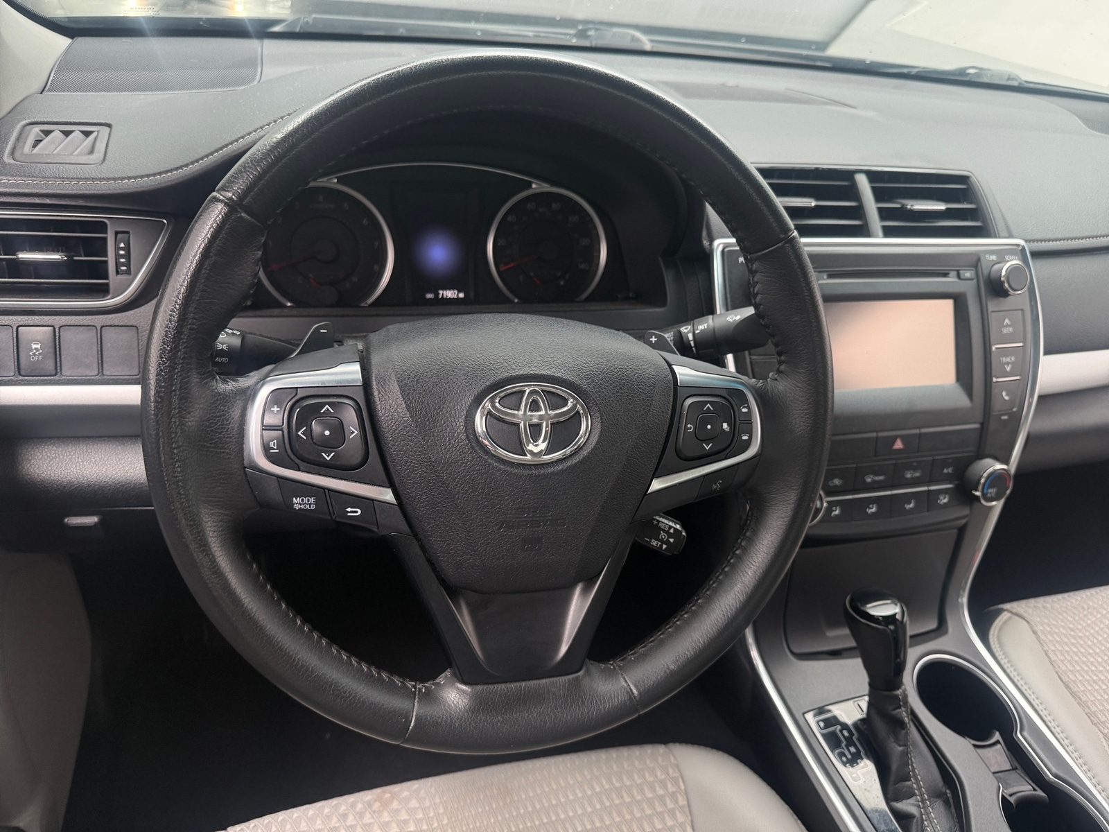 Thumbnail: 2015 Toyota Camry - 4