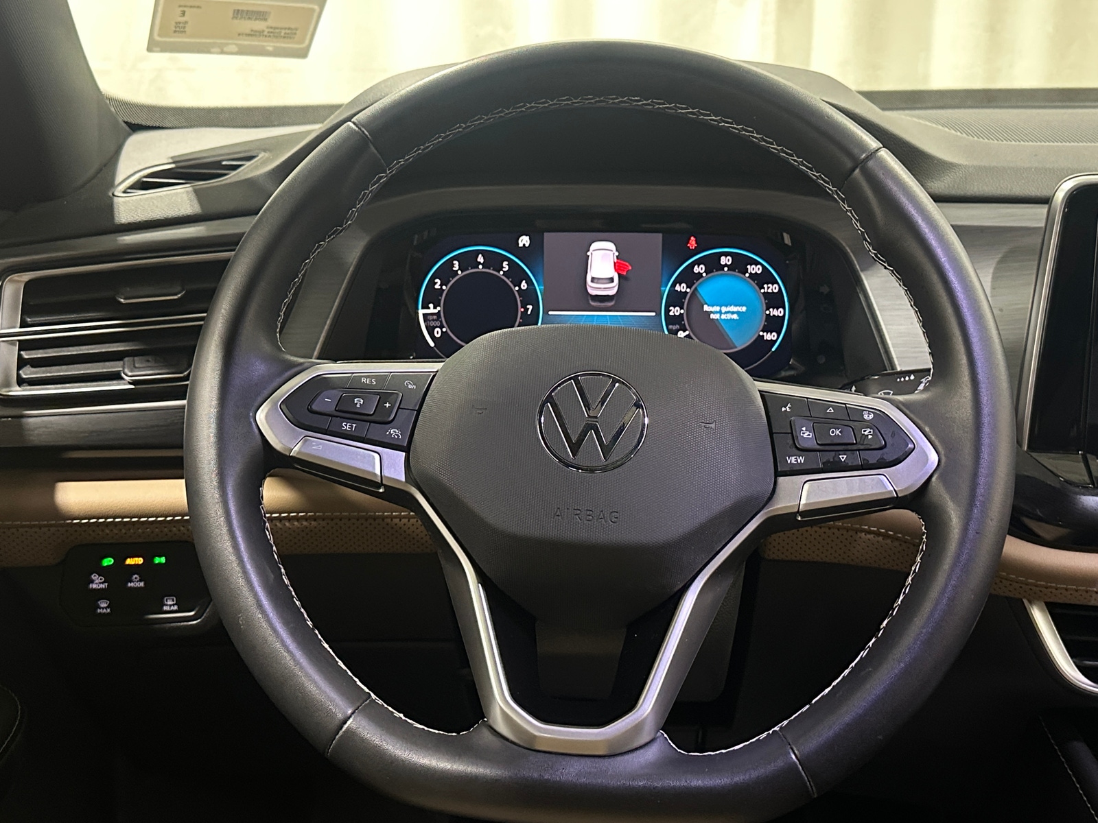 Thumbnail: 2026 Volkswagen Atlas - 4