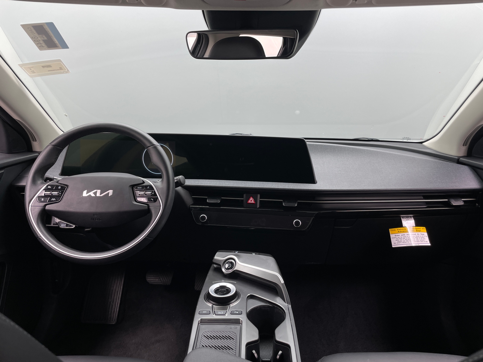 Thumbnail: 2024 Kia EV6 - 2