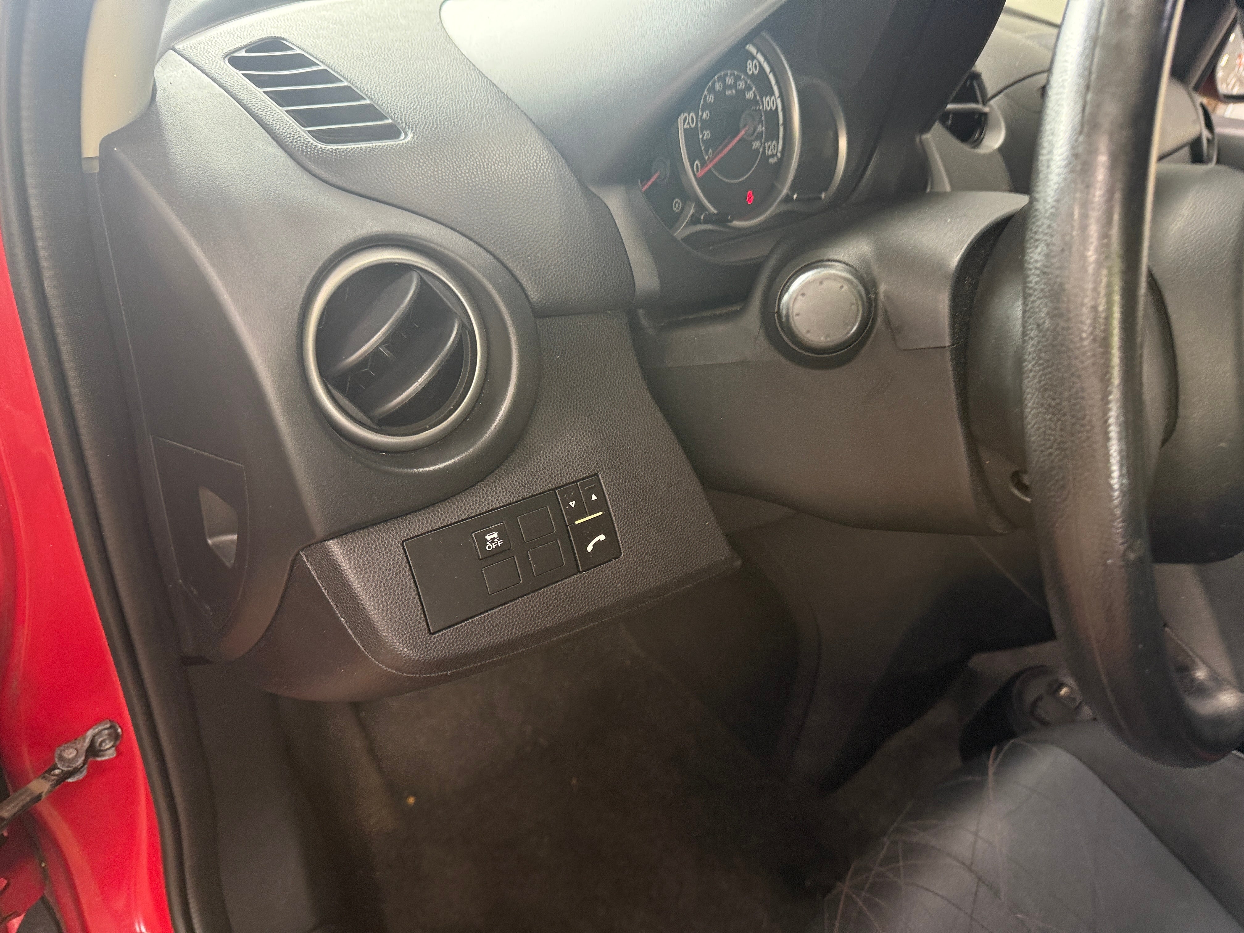 Used 2013 Mazda Mazda2 Sport with VIN JM1DE1KY7D0155145 for sale in Pewaukee, WI