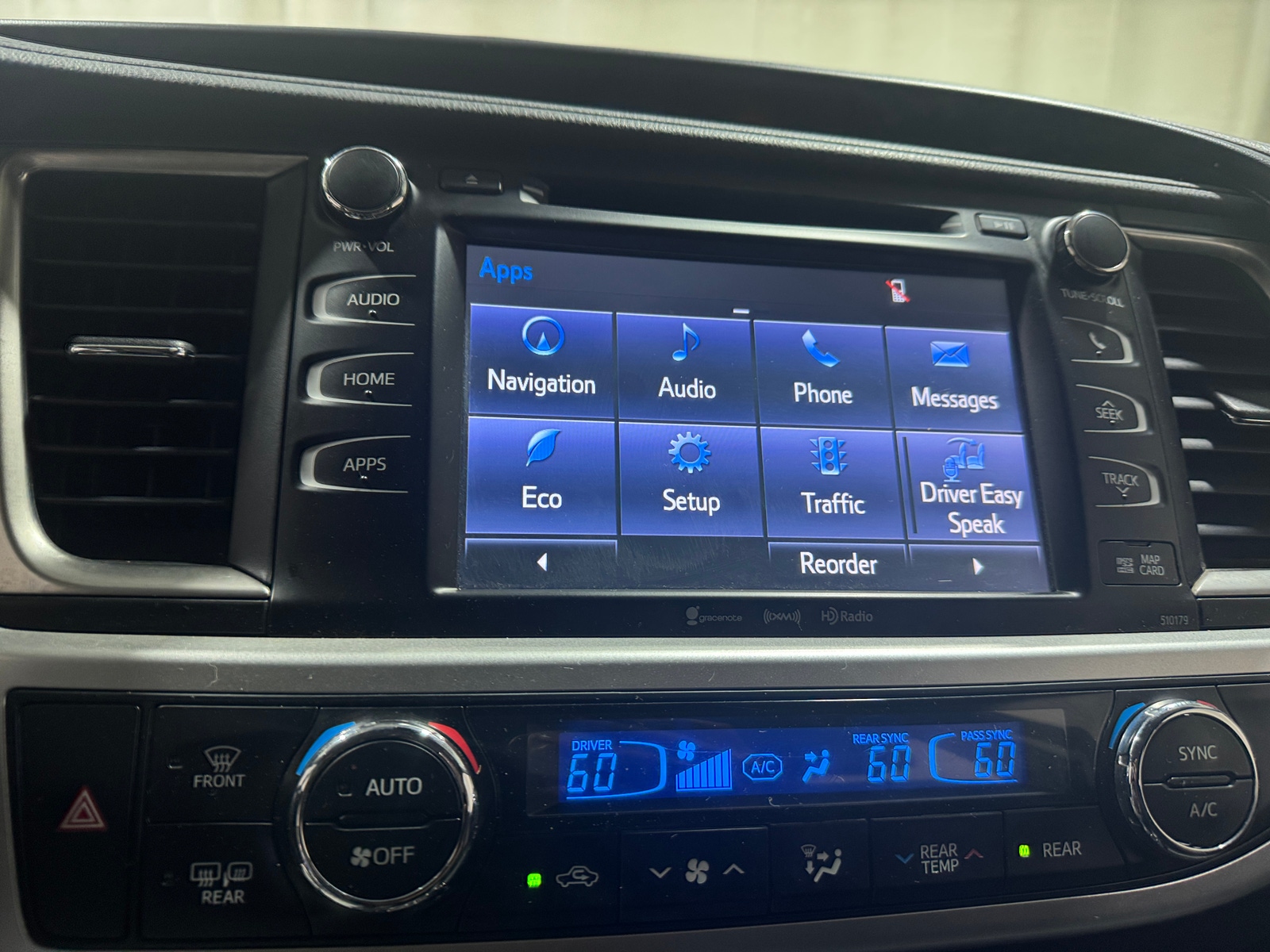 Thumbnail: 2017 Toyota Highlander - 3