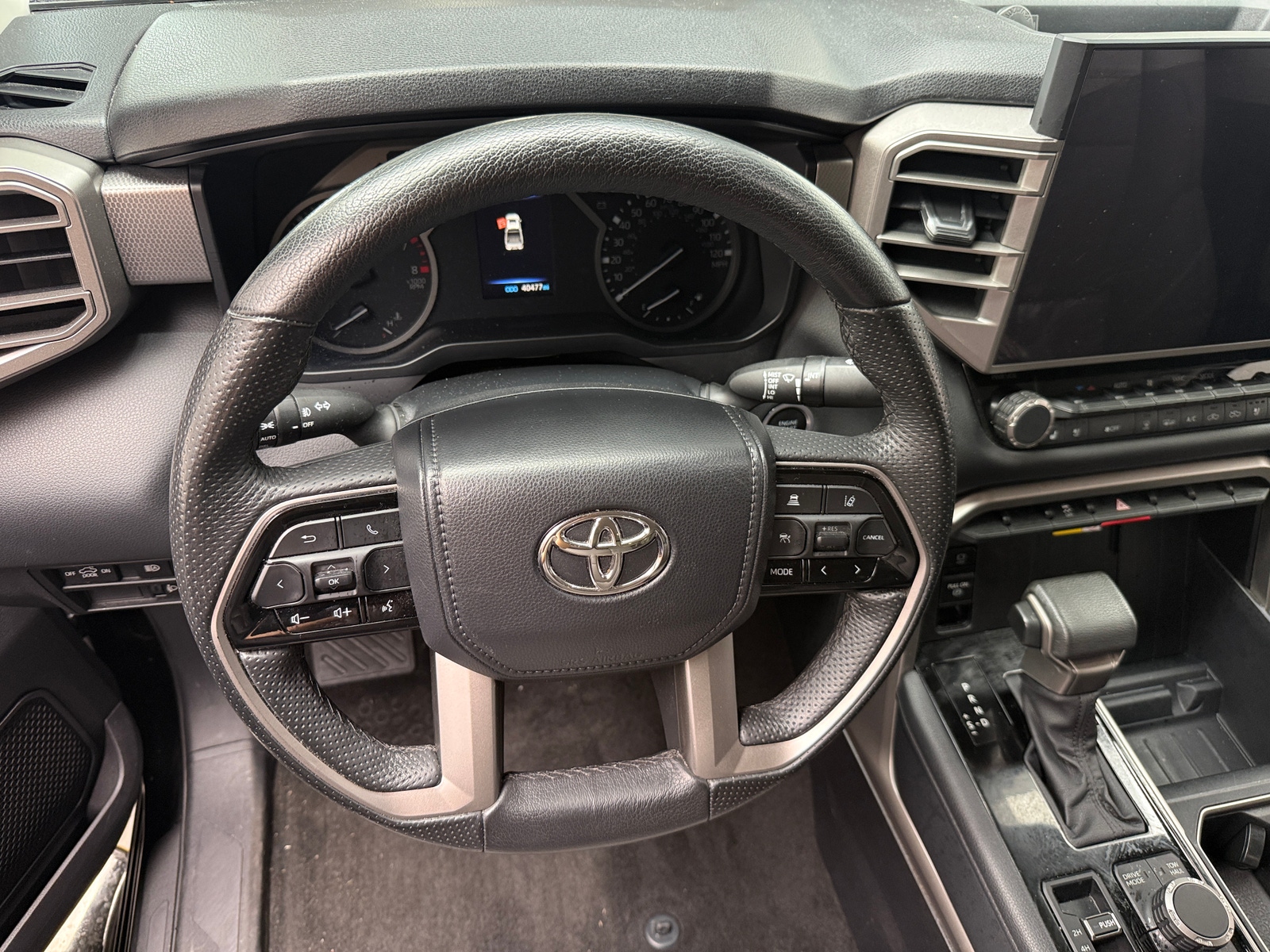 Thumbnail: 2022 Toyota Tundra - 4