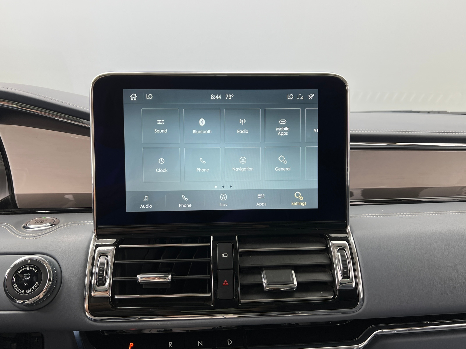 Thumbnail: 2020 Lincoln Navigator L - 3