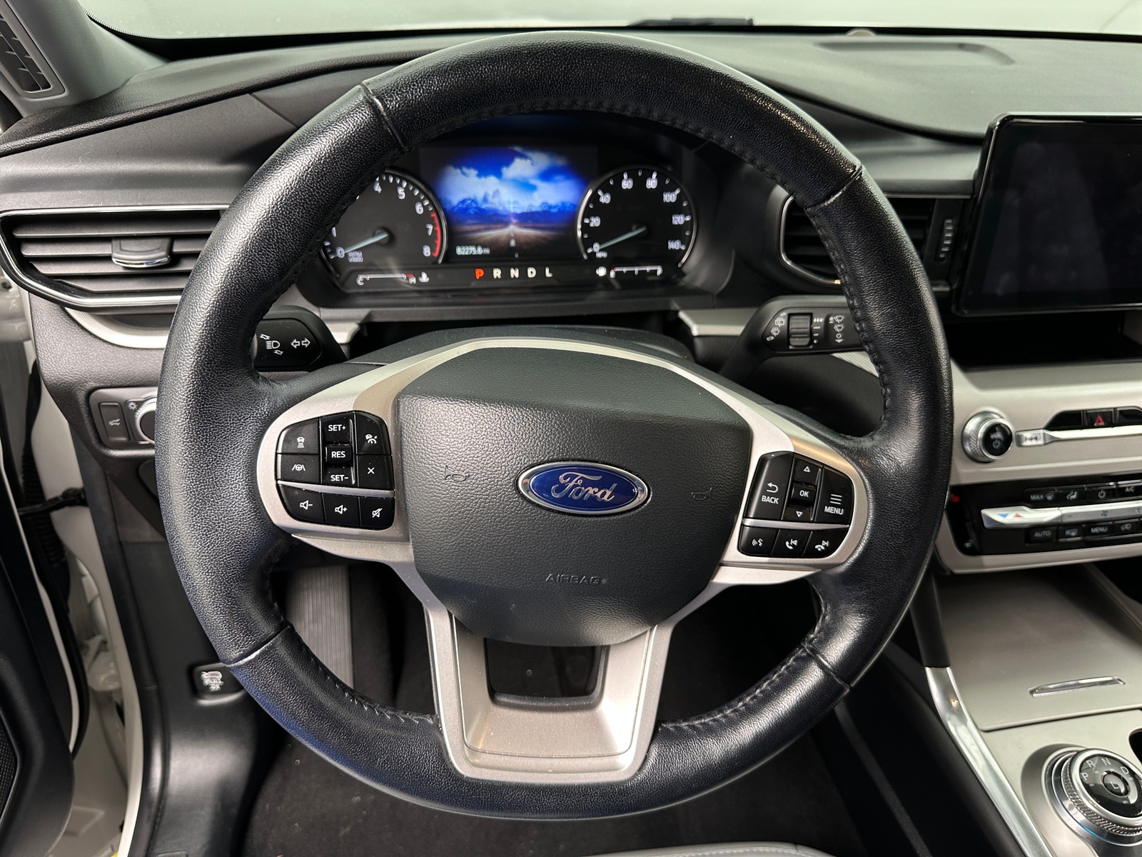 Thumbnail: 2021 Ford Explorer - 4