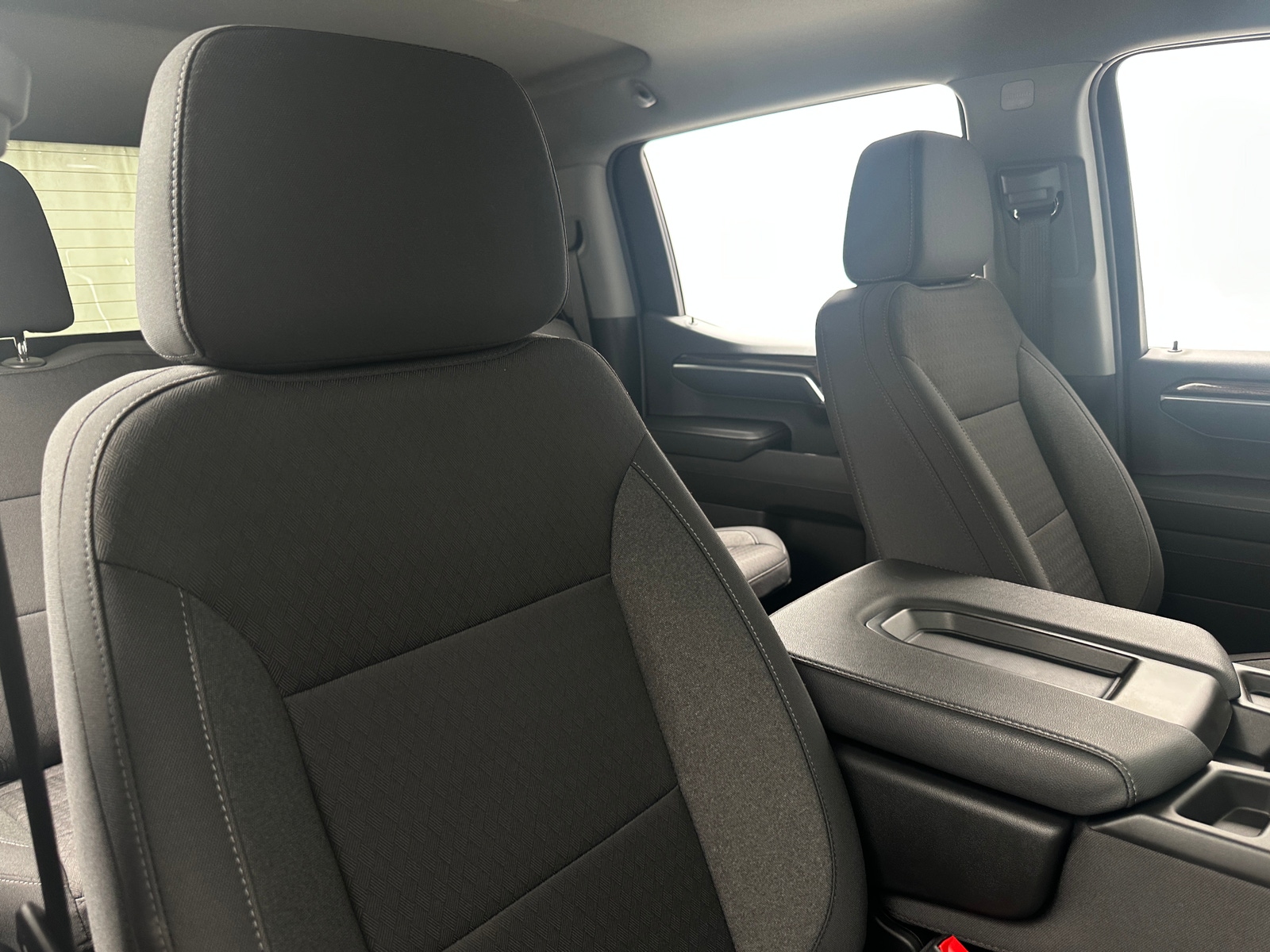 Thumbnail: 2025 Chevrolet Silverado 1500 - 2