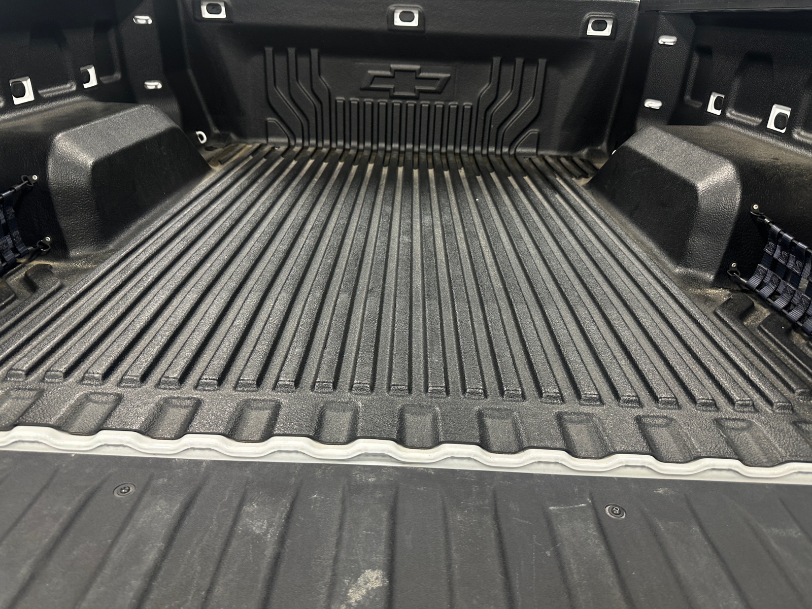 Thumbnail: 2025 Chevrolet Silverado 1500 - 7