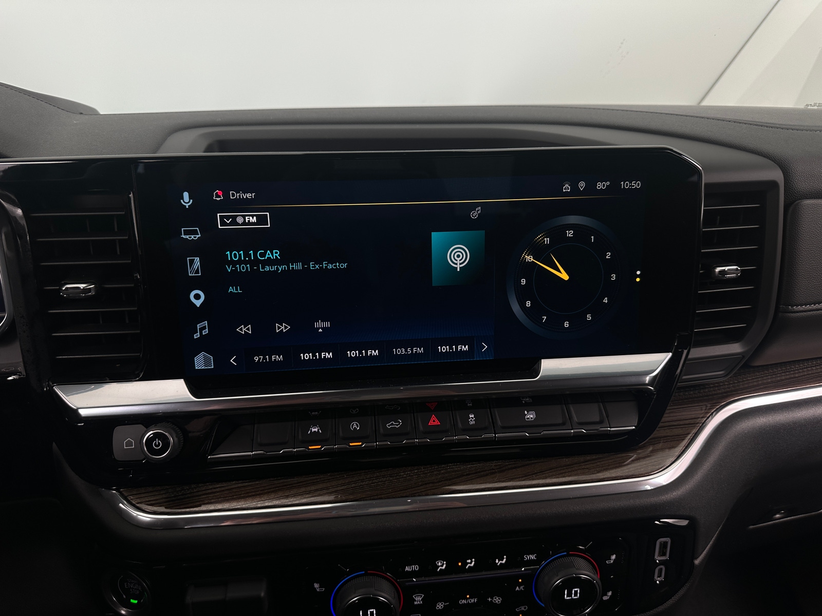 Thumbnail: 2025 Chevrolet Silverado 1500 - 4