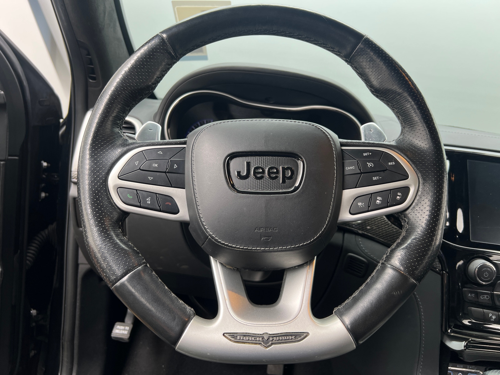 Thumbnail: 2020 Jeep Grand Cherokee - 4